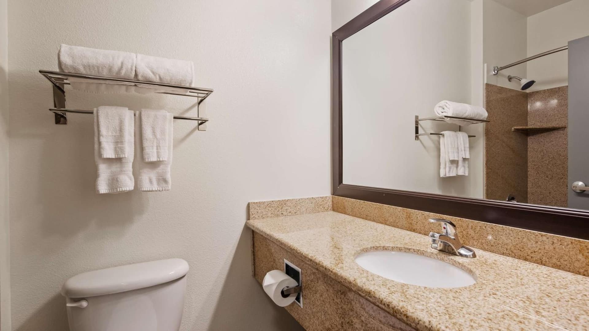 Best Western Crater Lake Highway White City/Medford gallery photo in White City, OR — image 6