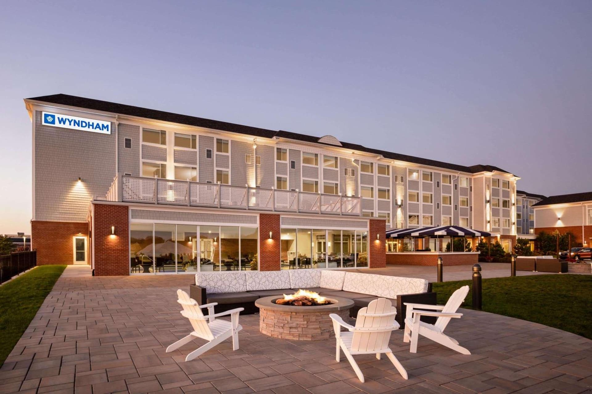 Wyndham Newport Hotel featured exterior or lobby in Middletown, RI — similar hotel