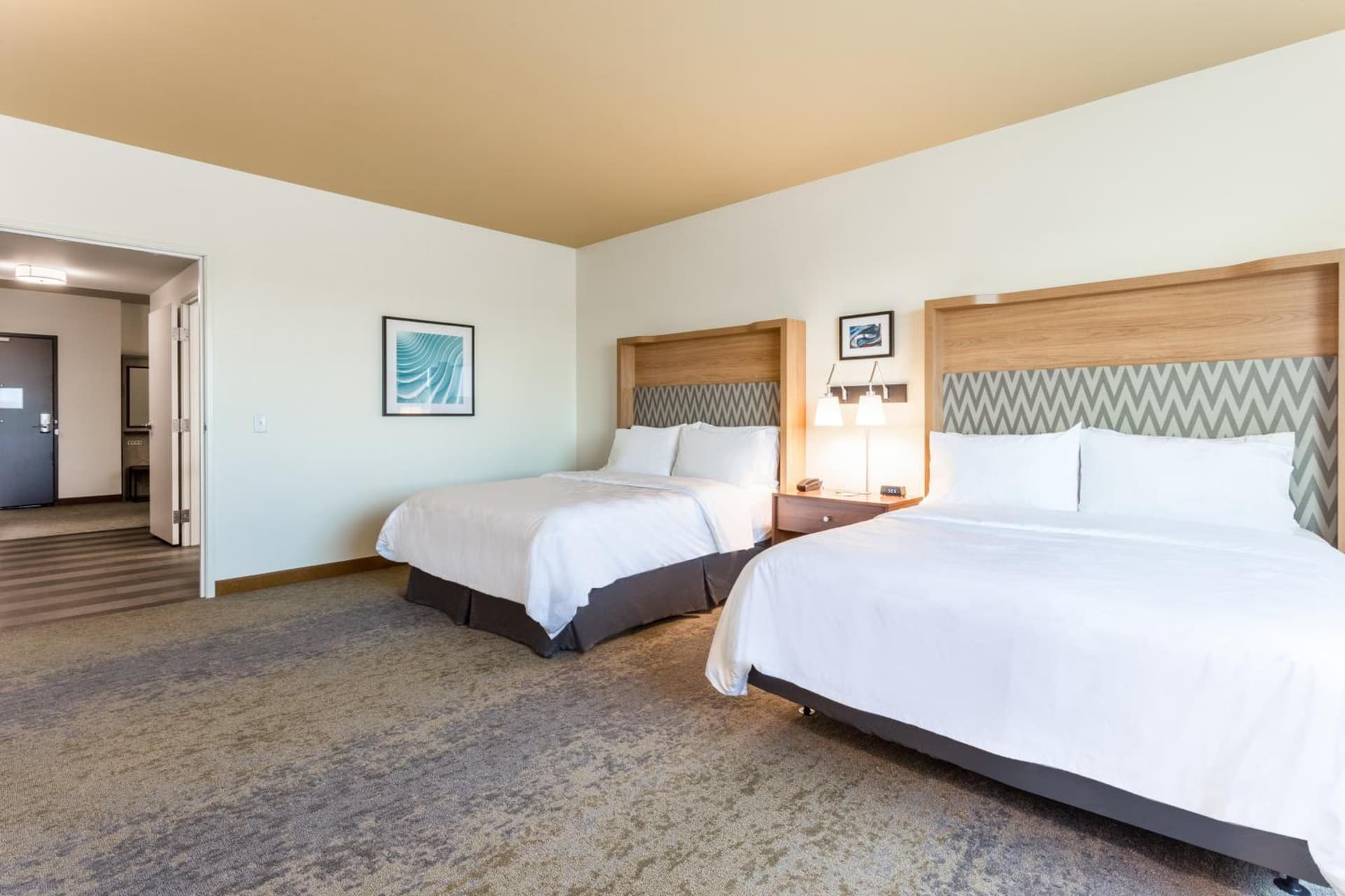 Holiday Inn & Suites Cedar Falls-Waterloo Event Ctr by IHG gallery photo in Cedar Falls, IA — image 7