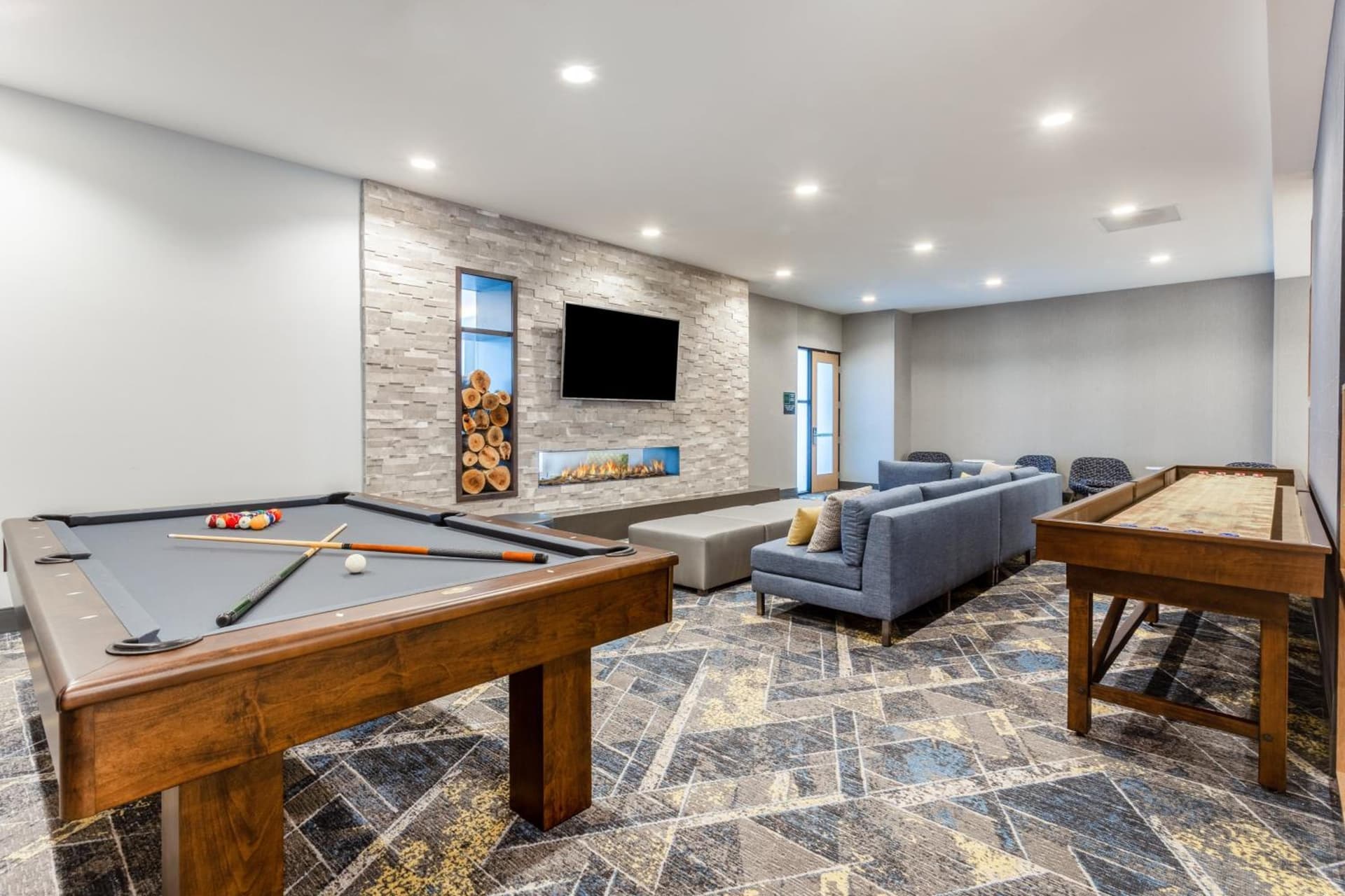 Holiday Inn & Suites Cedar Falls-Waterloo Event Ctr by IHG gallery photo in Cedar Falls, IA — image 63
