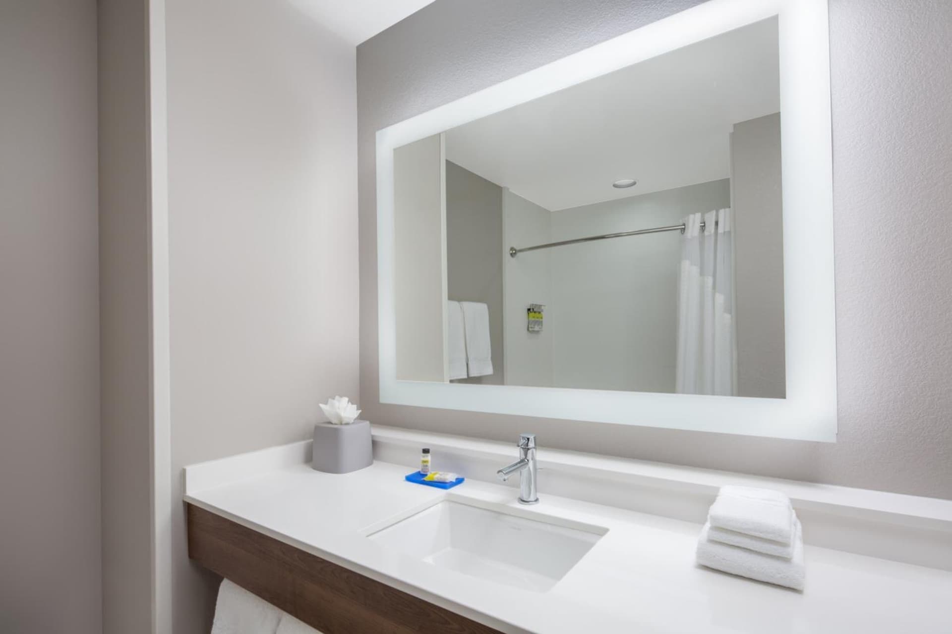Holiday Inn Express Surprise by IHG gallery photo in Surprise, AZ — image 23