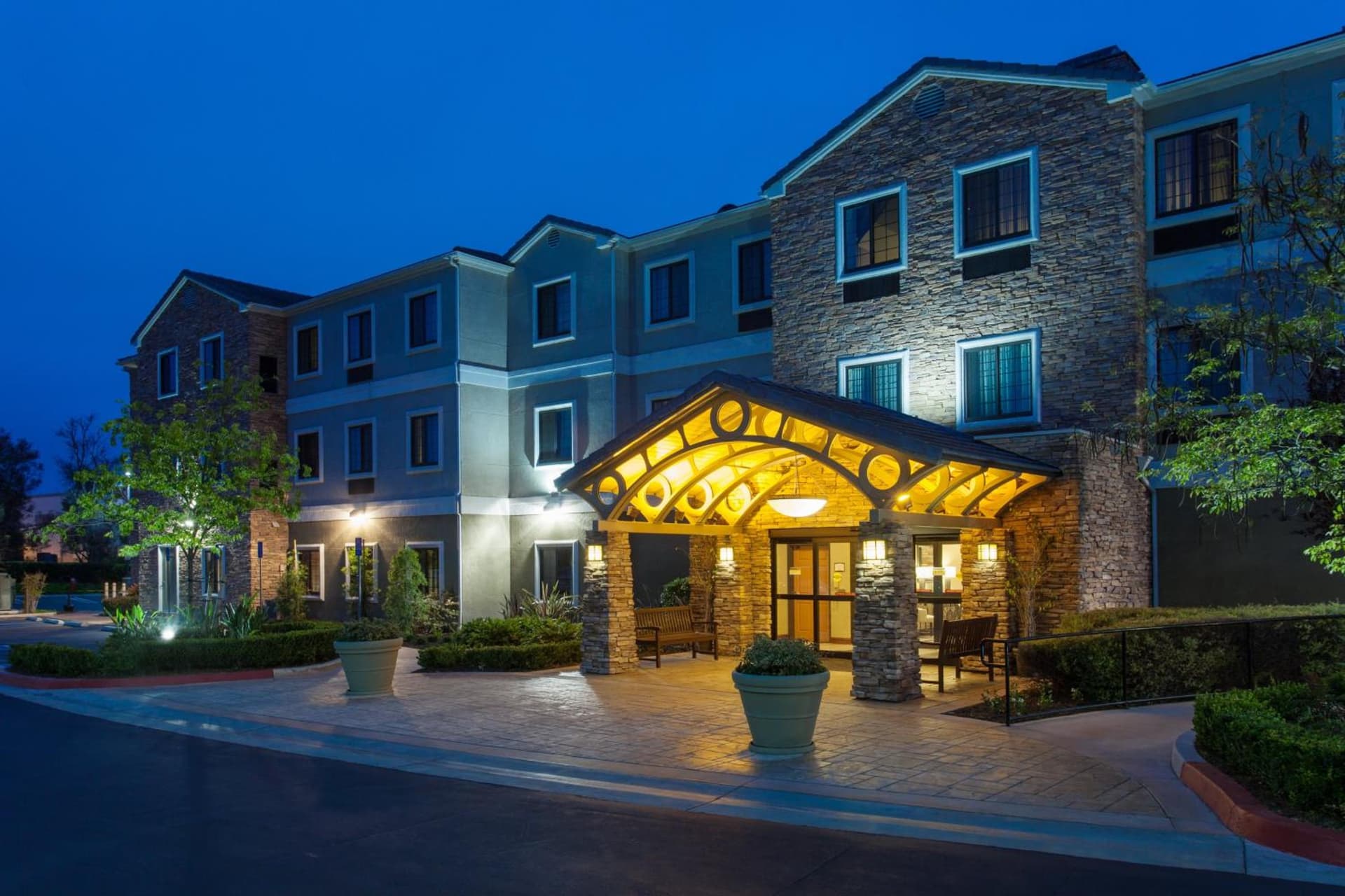 Staybridge Suites Irvine East/Lake Forest by IHG featured exterior or lobby in Lake Forest, CA — similar hotel