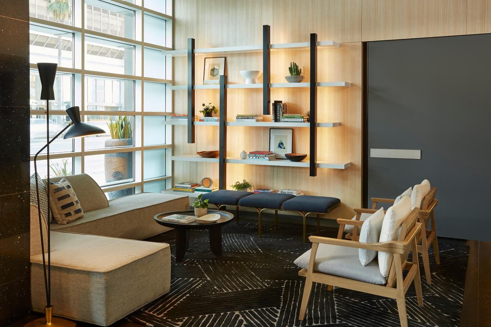 Kimpton Hotel Wilshire by IHG property views in Los Angeles, CA — gallery photo 3