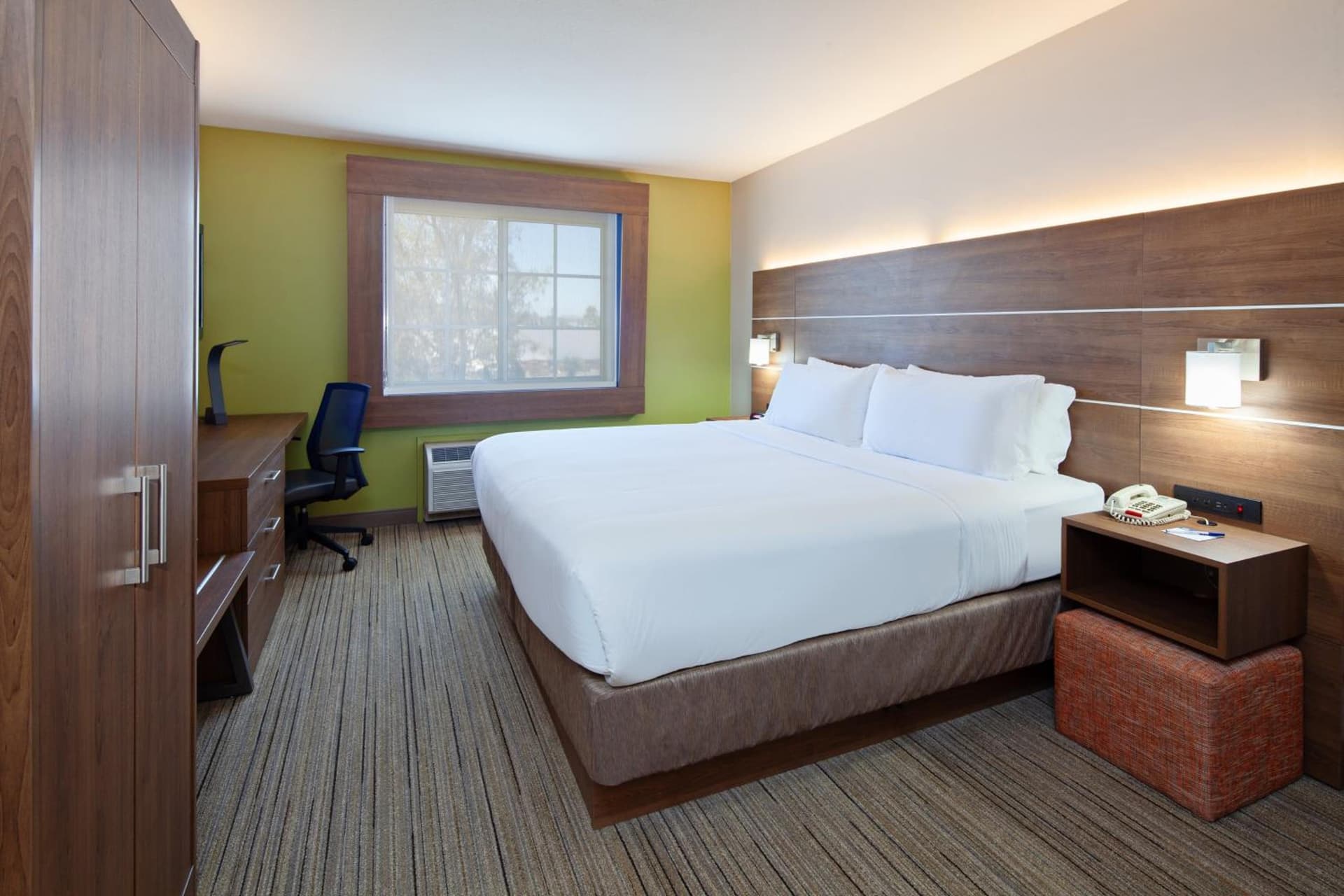 Holiday Inn Express Hotel & Suites San Diego-Escondido by IHG gallery photo in Escondido, CA — image 33