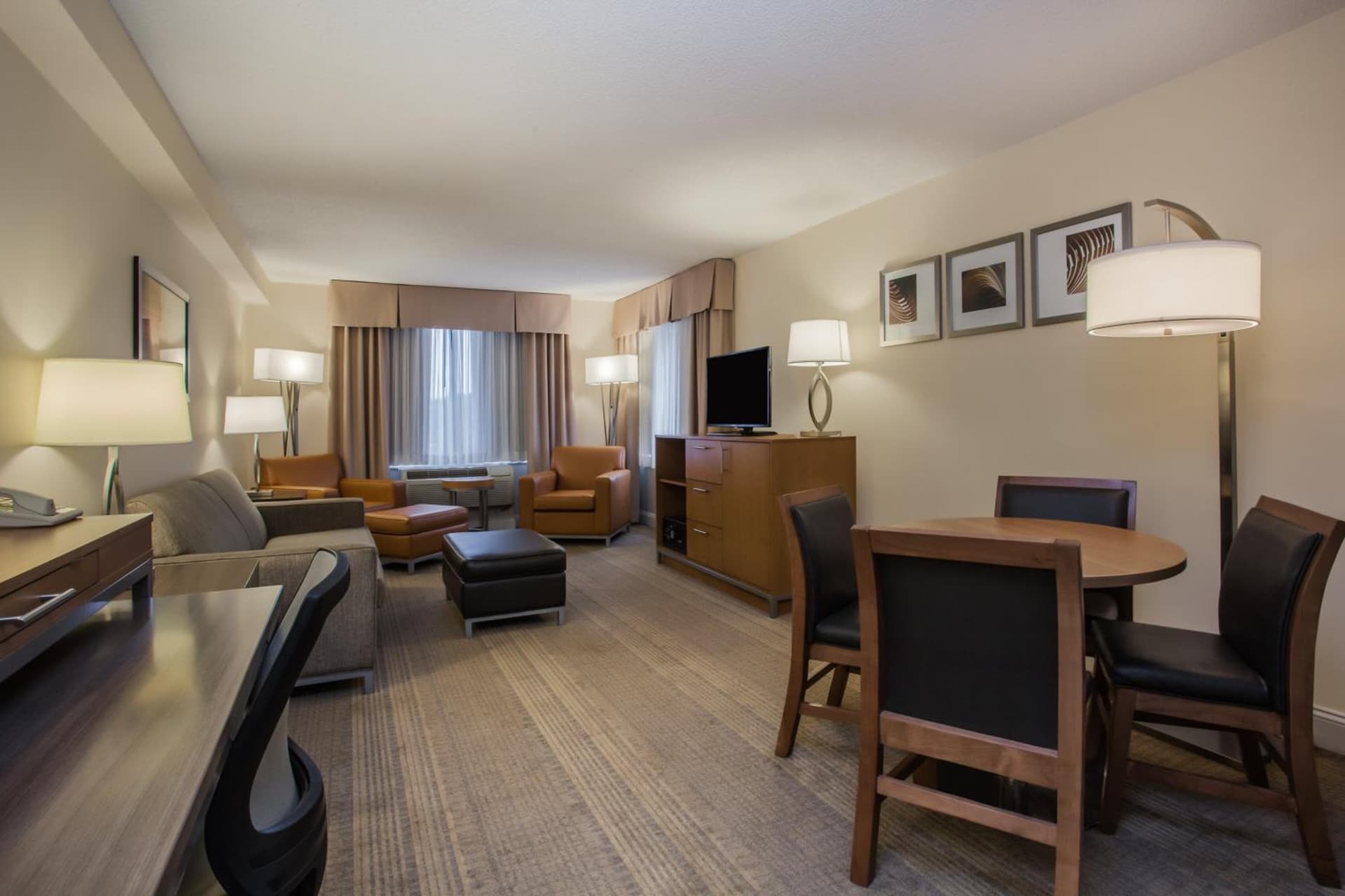 Holiday Inn Saratoga Springs by IHG gallery photo in Saratoga Springs, NY — image 23