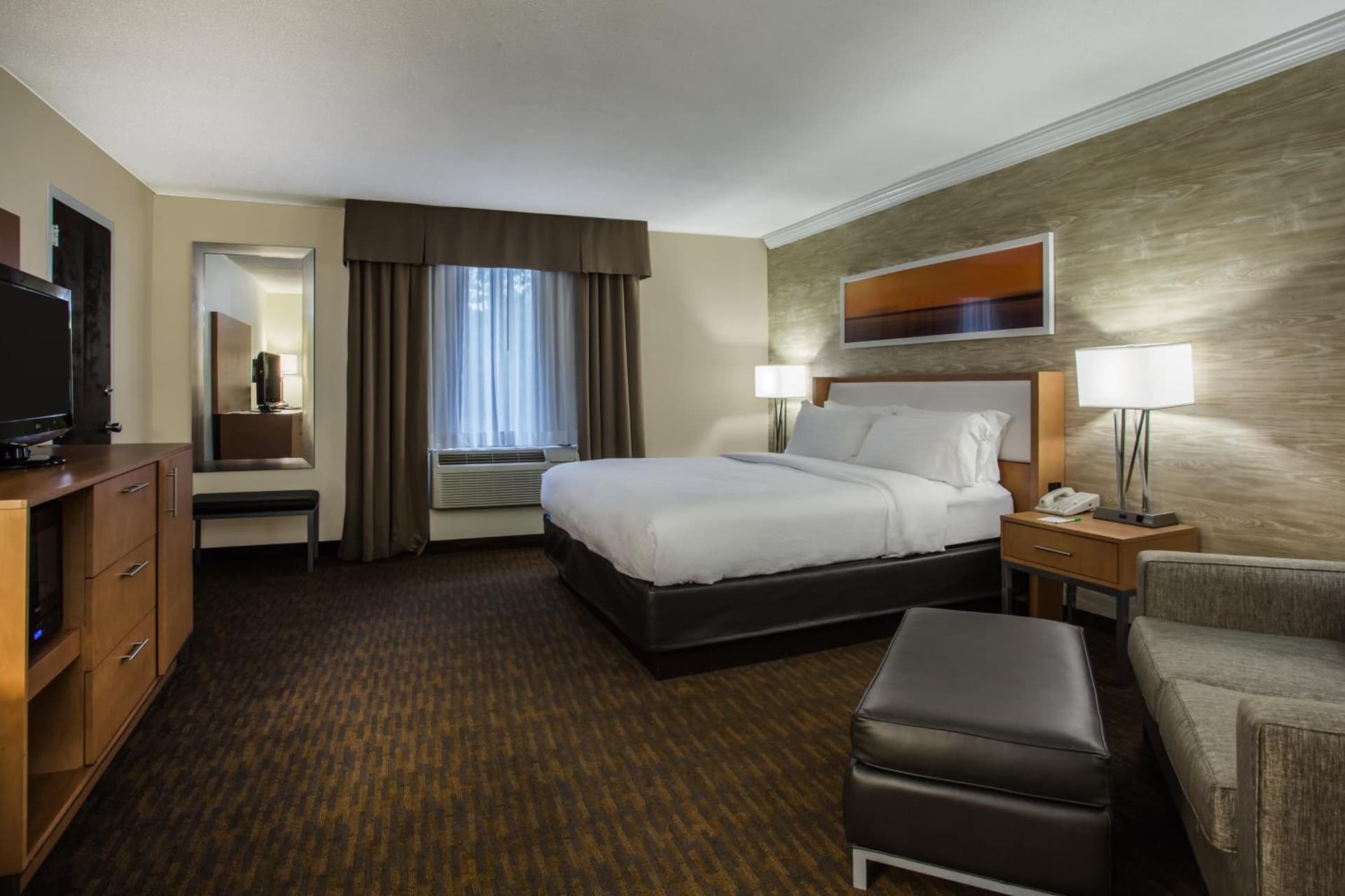Holiday Inn Saratoga Springs by IHG gallery photo in Saratoga Springs, NY — image 25