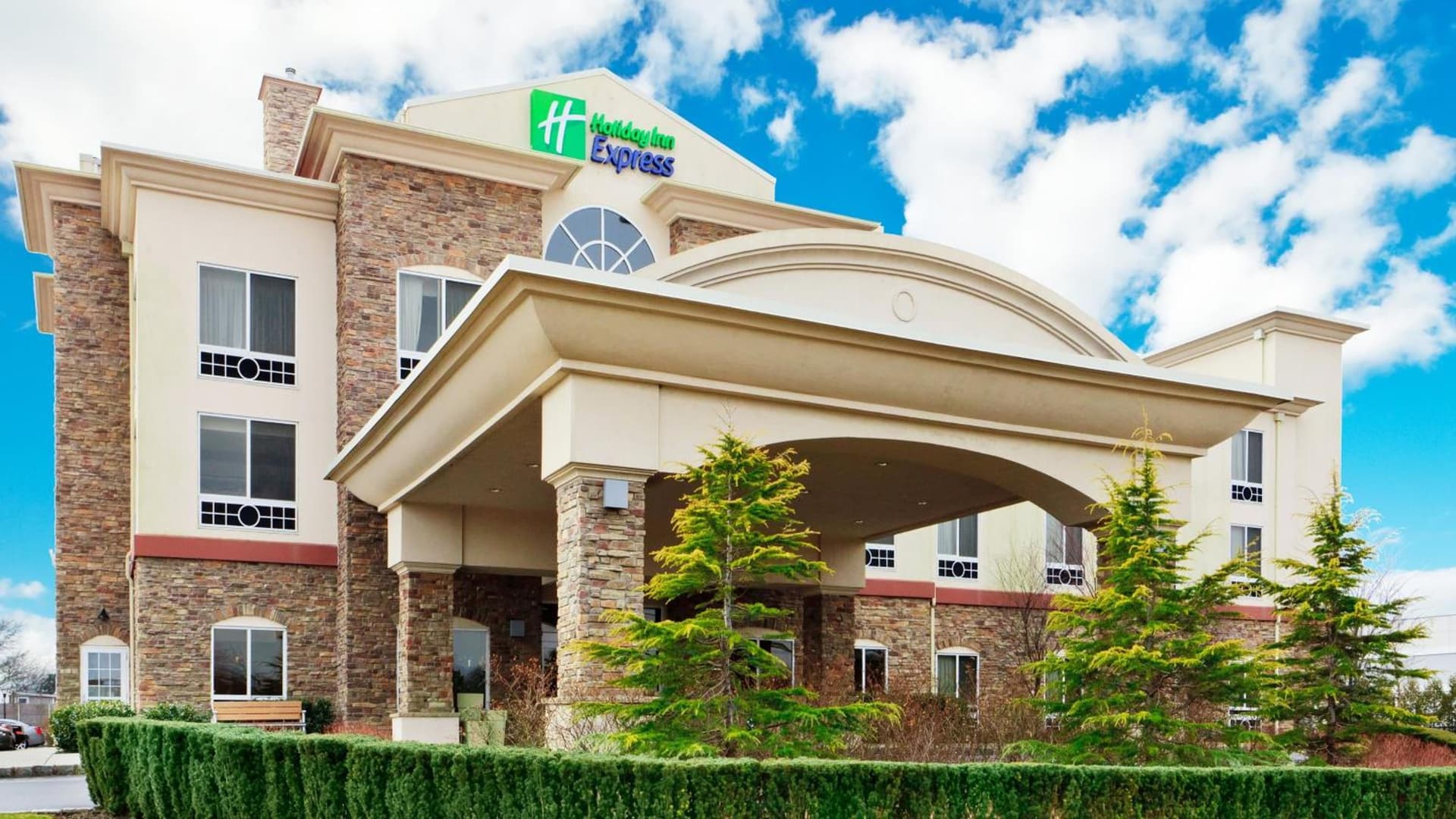 Holiday Inn Express & Suites Riverhead - Long Island by IHG featured exterior or lobby in Riverhead, NY — similar hotel