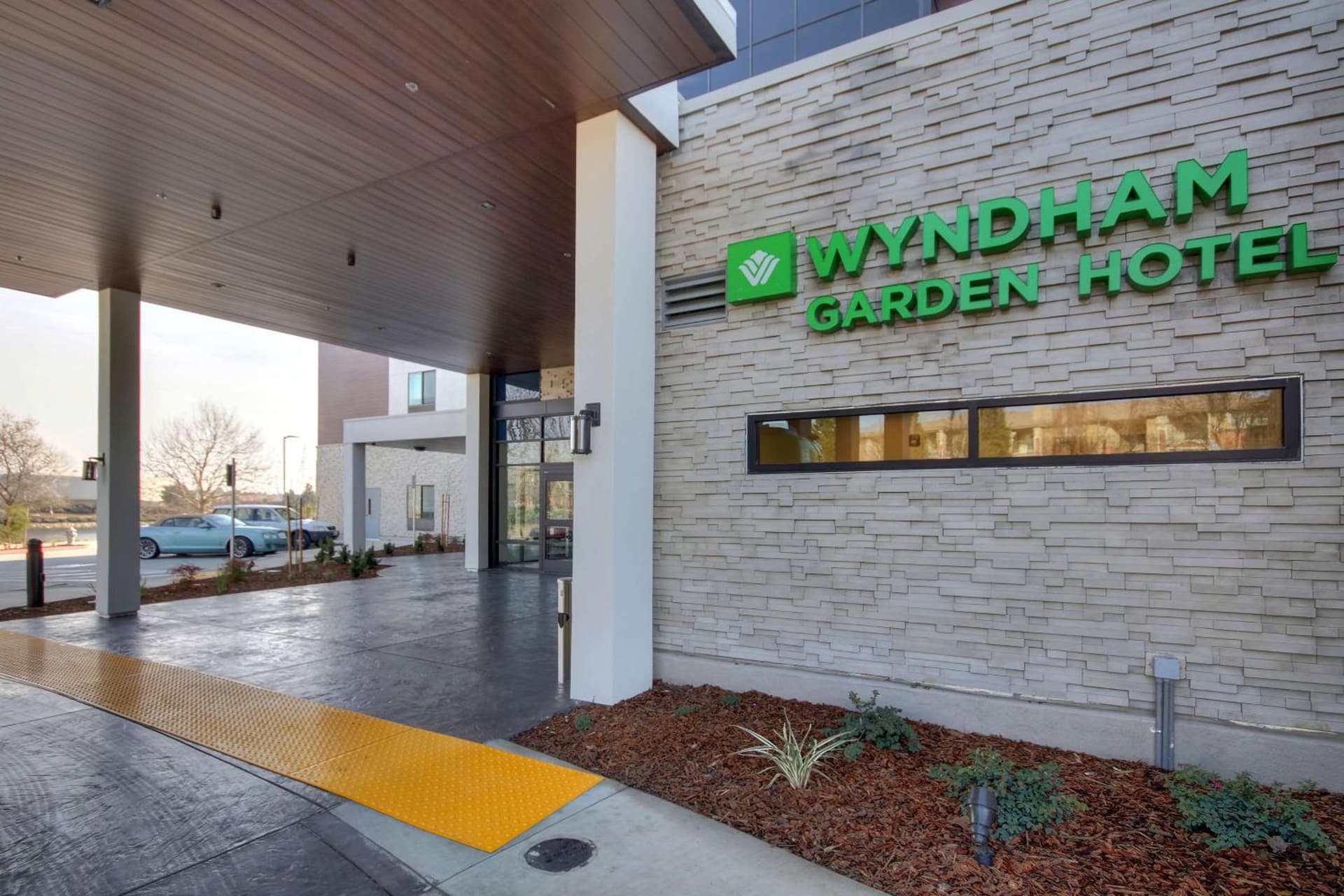Wyndham Garden Sacramento Airport Natomas property views in Sacramento, CA — gallery photo 3