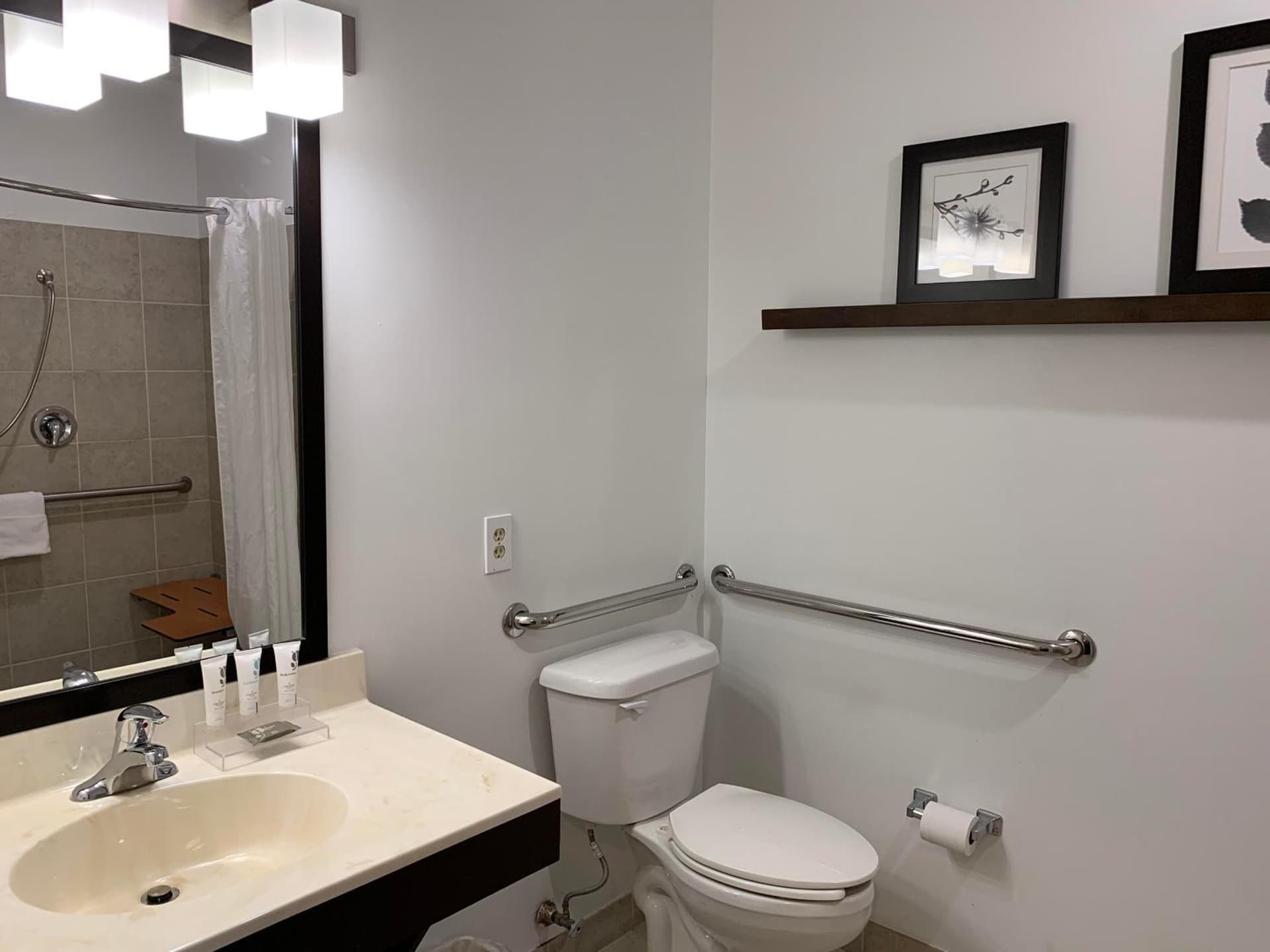 Country Inn & Suites by Radisson, Chambersburg, PA gallery photo in Chambersburg, PA — image 22