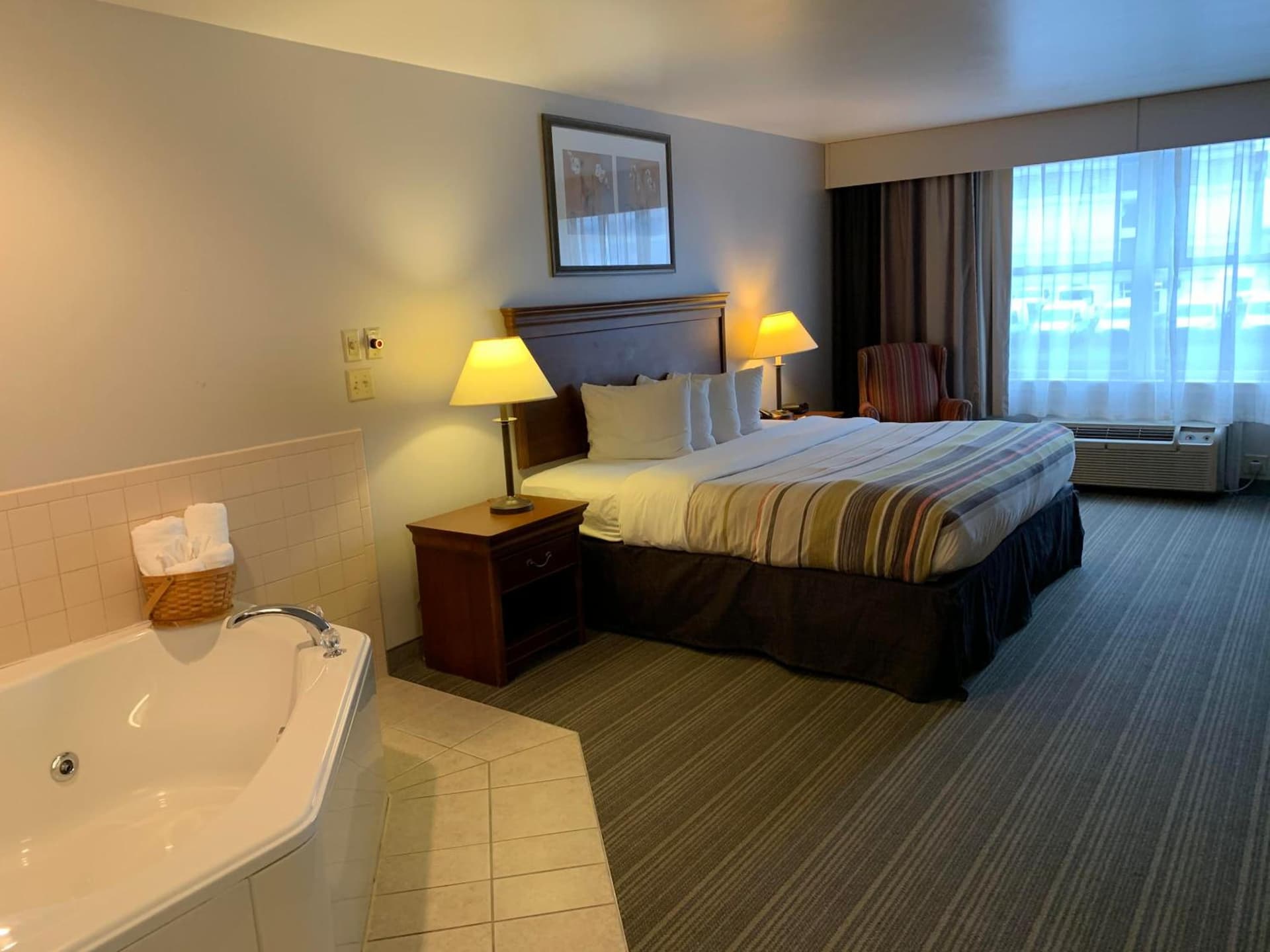 Country Inn & Suites by Radisson, Chambersburg, PA gallery photo in Chambersburg, PA — image 7