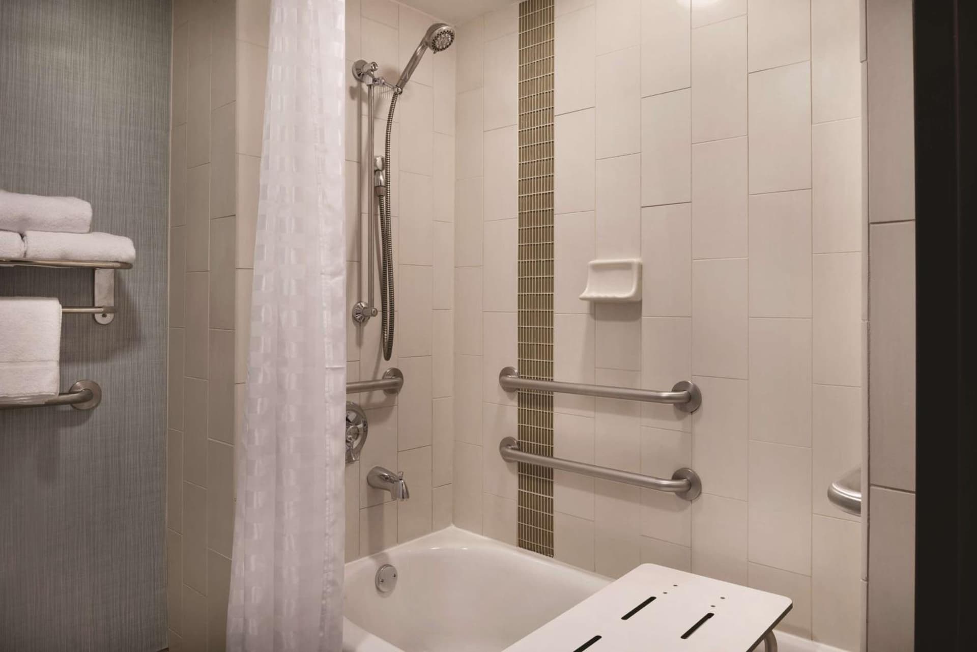 Hyatt Place Chicago Hoffman Estates gallery photo in Hoffman Estates, IL — image 9