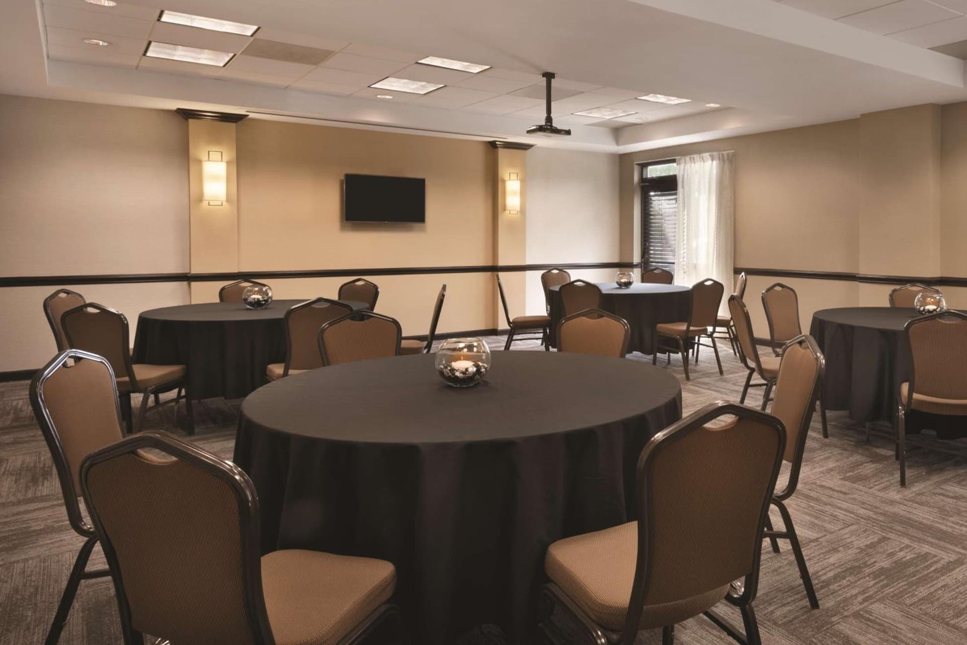 Hyatt Place Chicago Hoffman Estates gallery photo in Hoffman Estates, IL — image 12