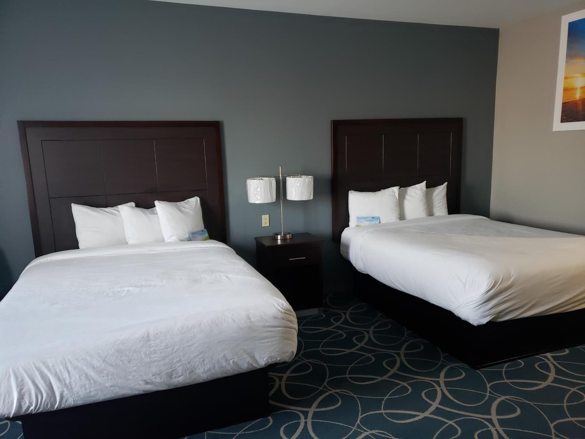 Days Inn & Suites by Wyndham Cleburne TX interior in Cleburne, TX — gallery photo 2