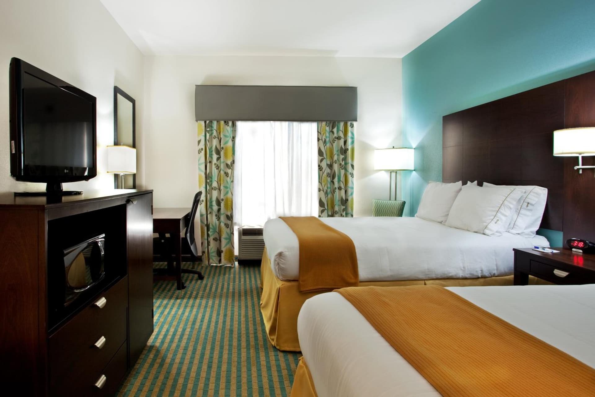 Holiday Inn Express Hotel & Suites Picayune by IHG gallery photo in Picayune, MS — image 12