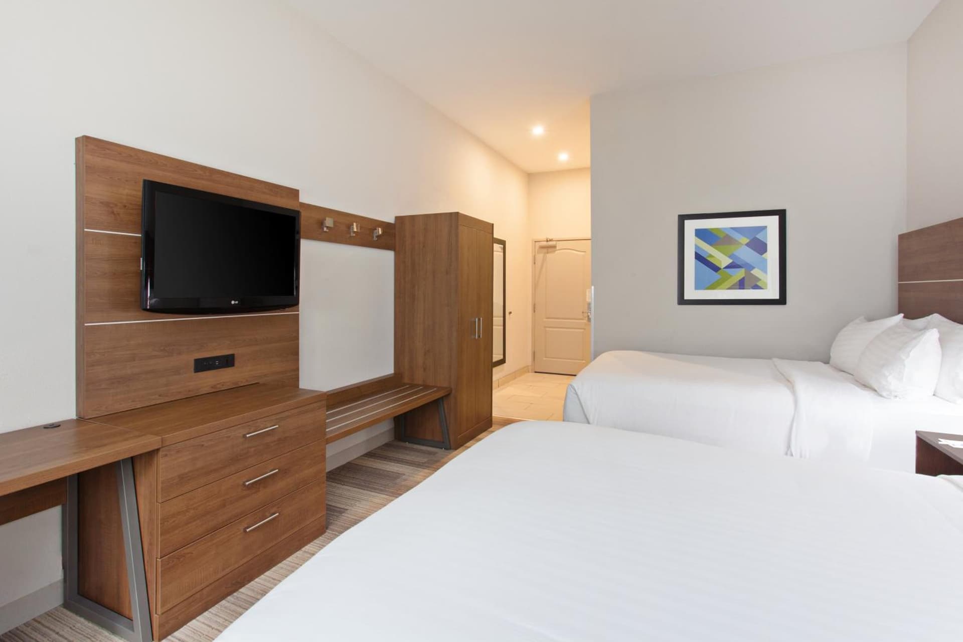Holiday Inn Express & Suites Corona by IHG gallery photo in Corona, CA — image 55