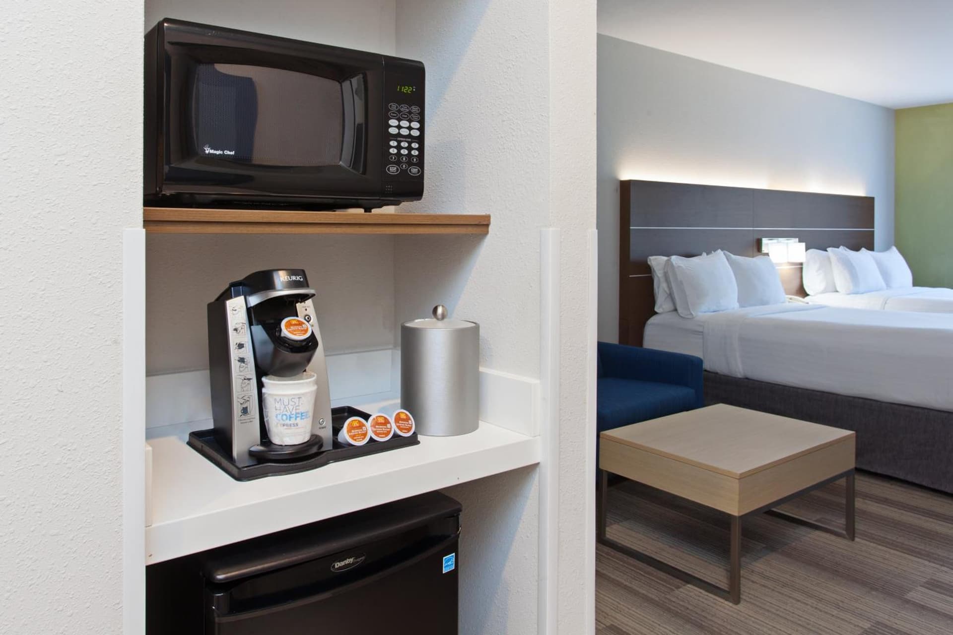Holiday Inn Express & Suites Corona by IHG gallery photo in Corona, CA — image 11