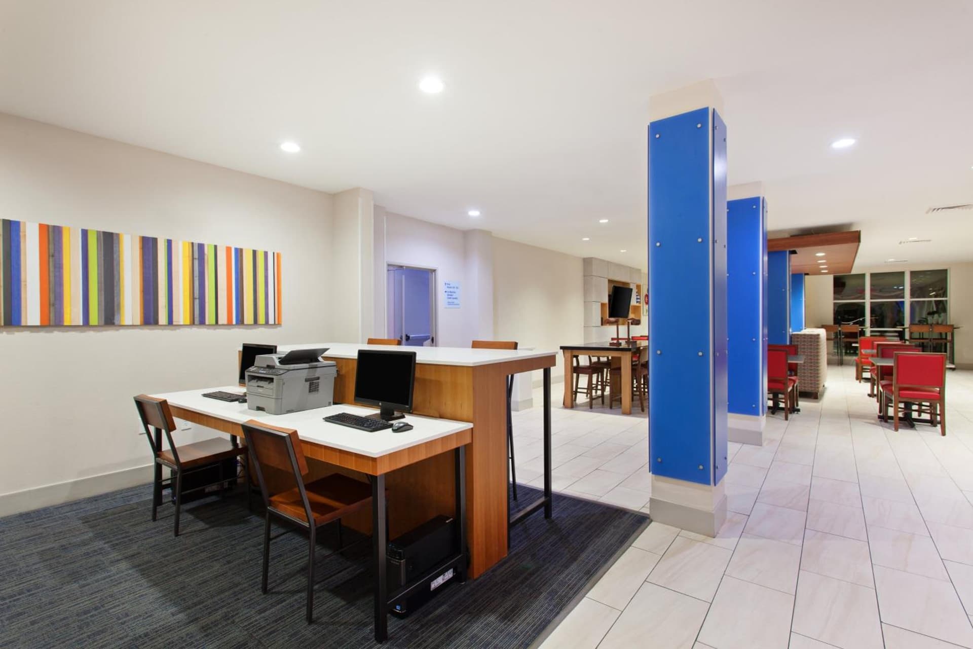 Holiday Inn Express & Suites Corona by IHG gallery photo in Corona, CA — image 8