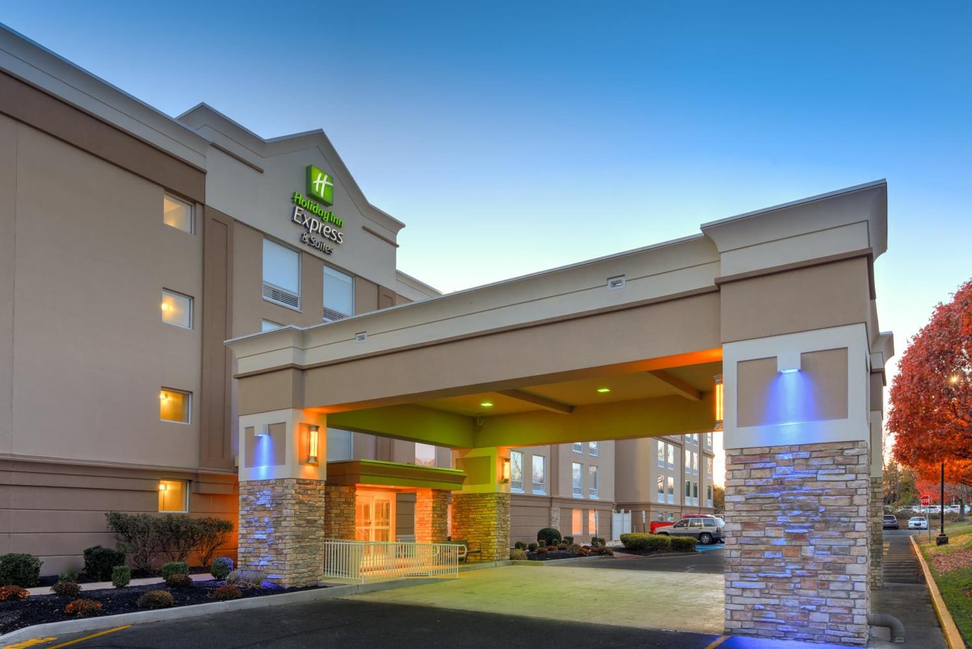 Holiday Inn Express & Suites West Long Branch - Eatontown by IHG gallery photo in West Long Branch, NJ — image 9
