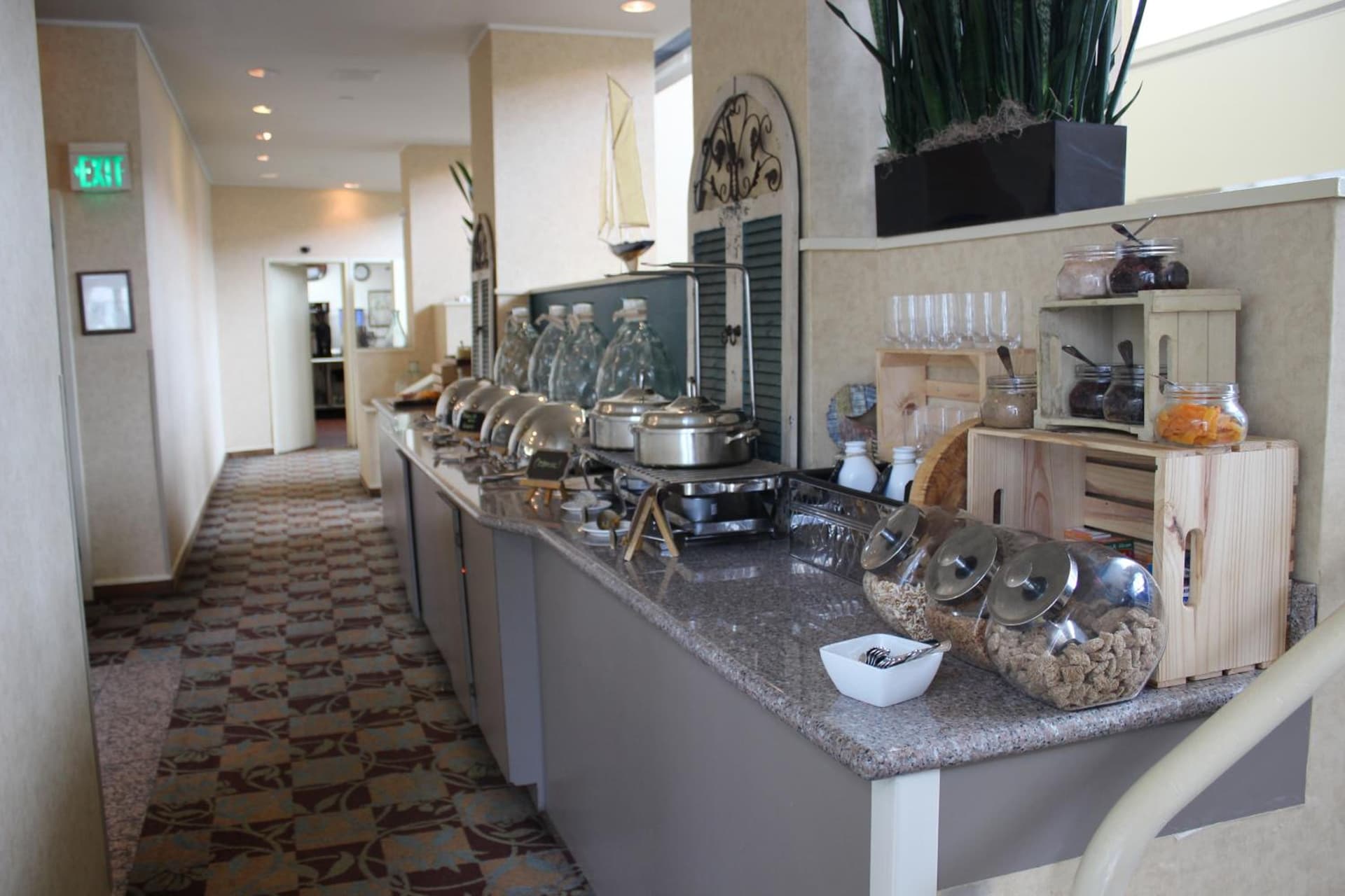 Omni Corpus Christi Hotel interior in Corpus Christi, TX — gallery photo 2