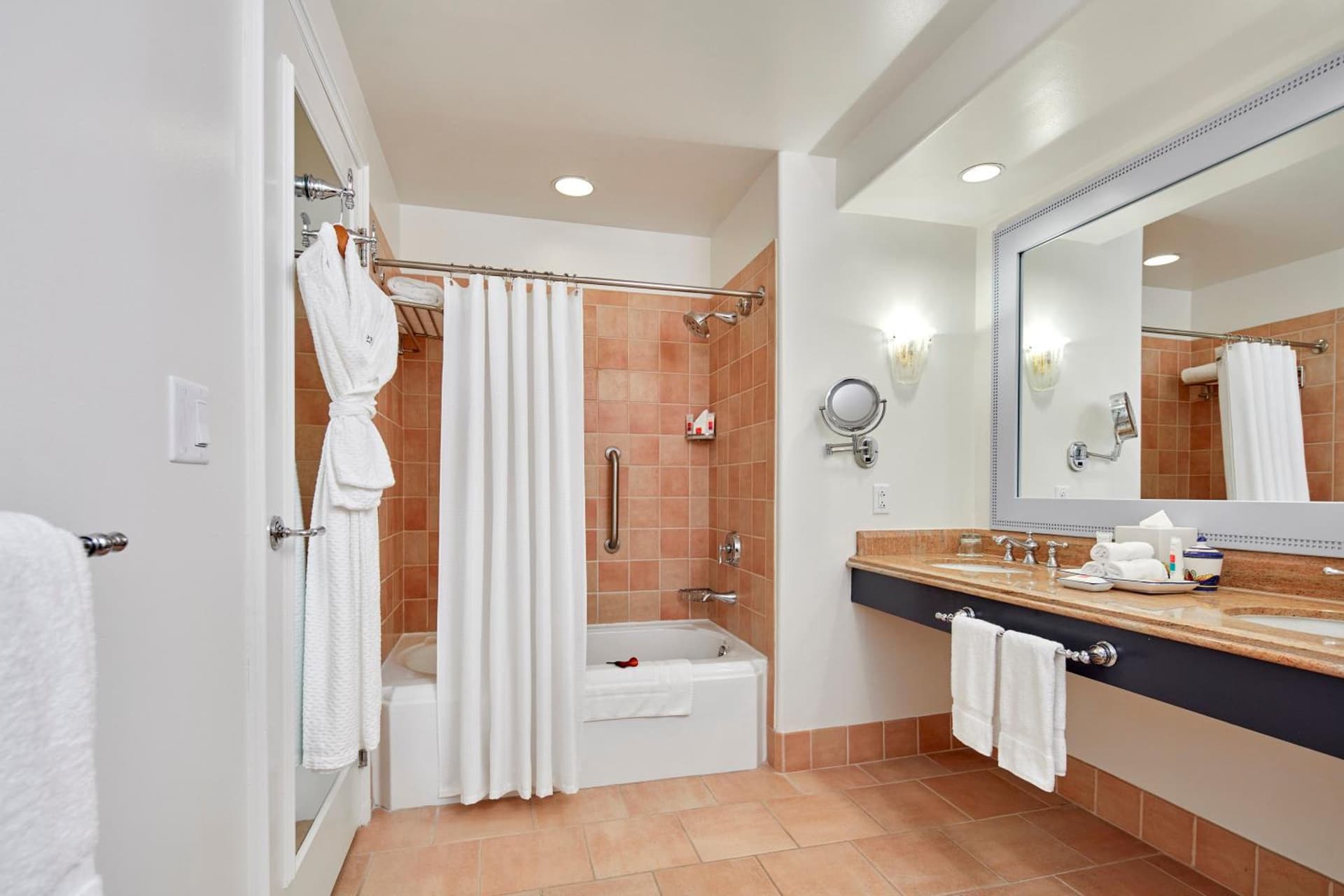 Universal's Loews Portofino Bay Hotel gallery photo in Orlando, FL — image 39