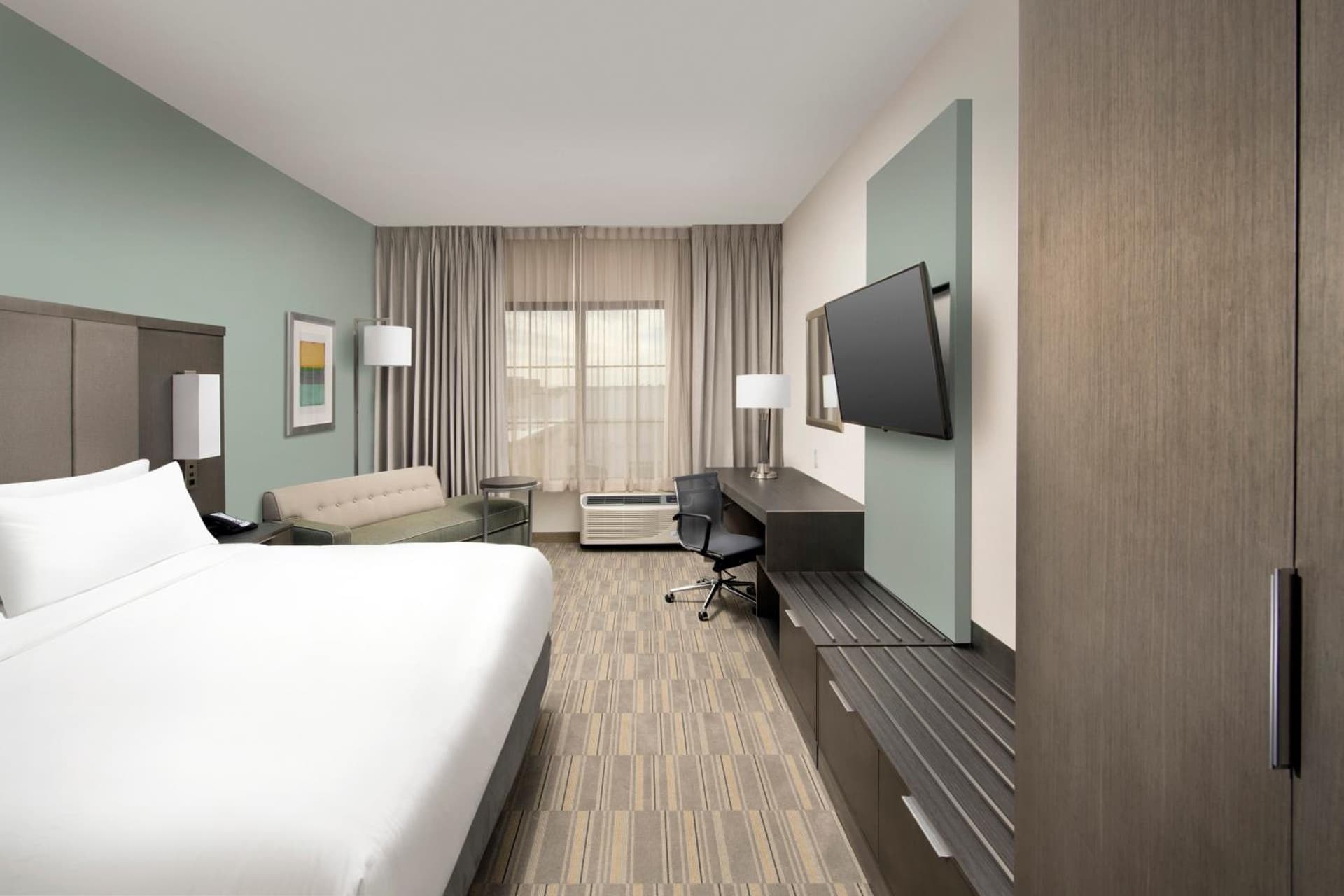 Holiday Inn Express Pensacola Downtown by IHG gallery photo in Pensacola, FL — image 6