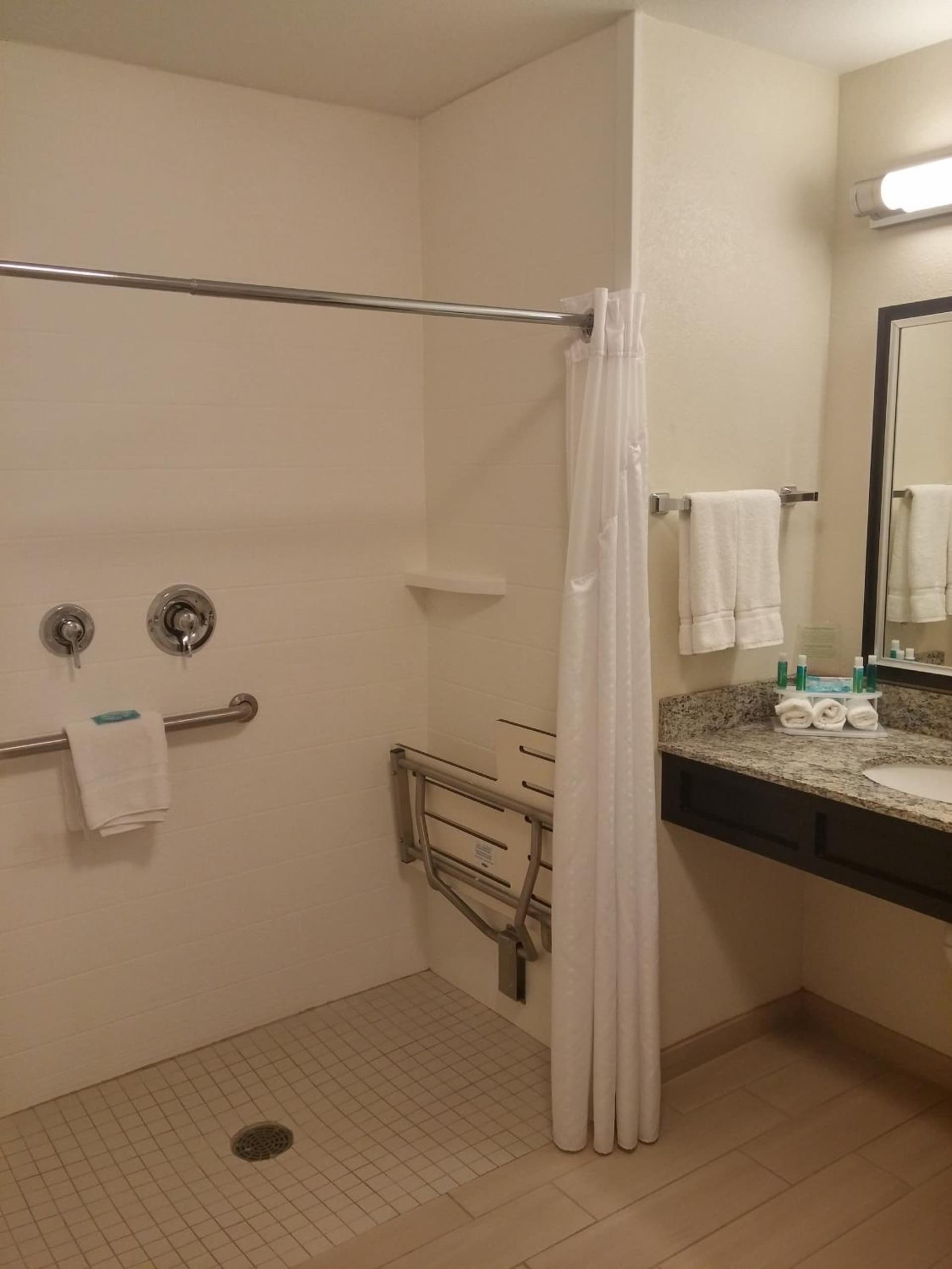 Holiday Inn Express & Suites Golden by IHG gallery photo in Golden, CO — image 11