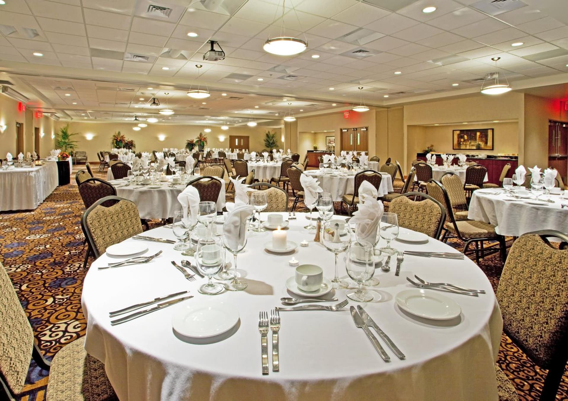 Holiday Inn Purdue - Fort Wayne by IHG gallery photo in Fort Wayne, IN — image 12