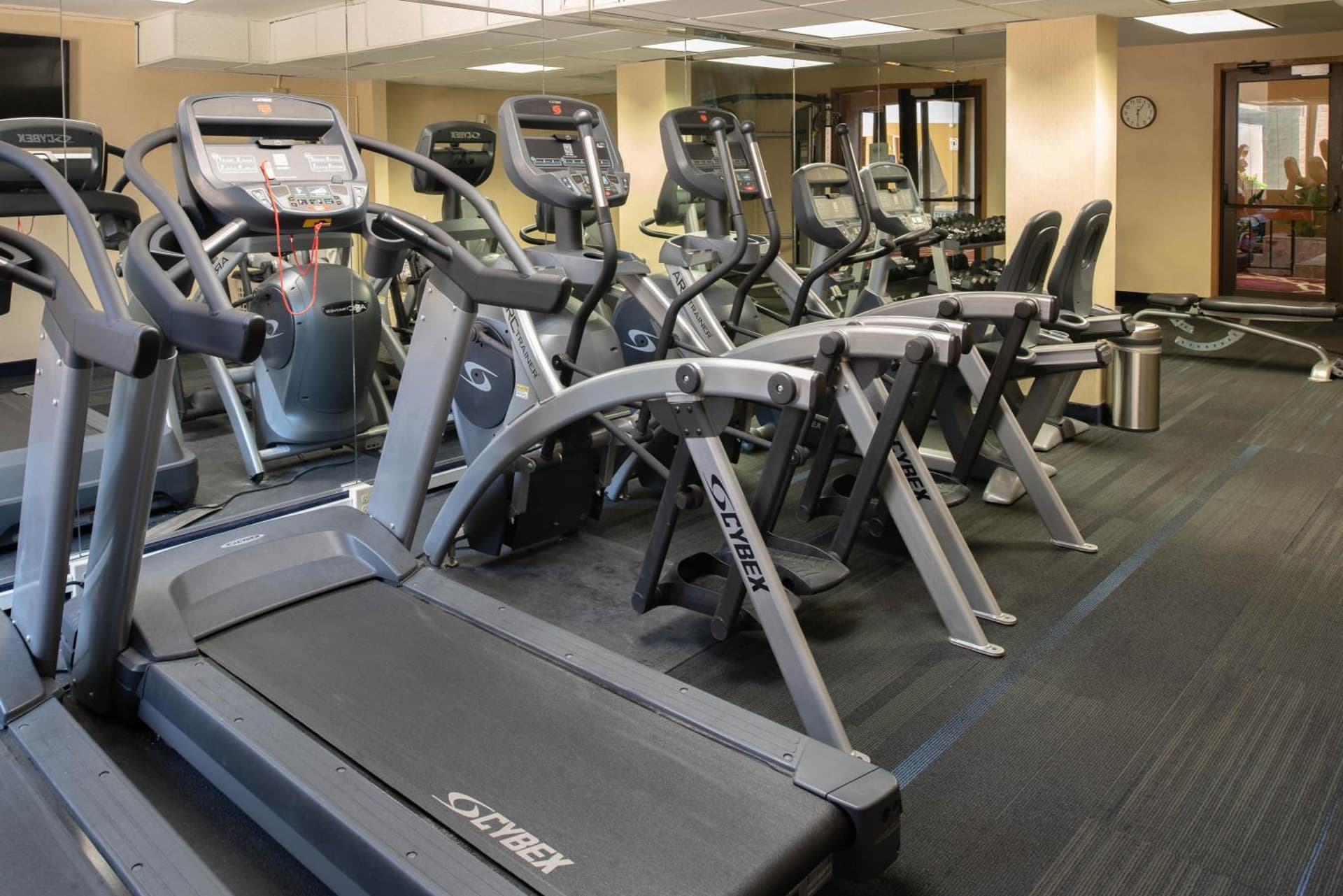 MCM Elegante Hotel & Suites Lubbock gallery photo in Lubbock, TX — image 15