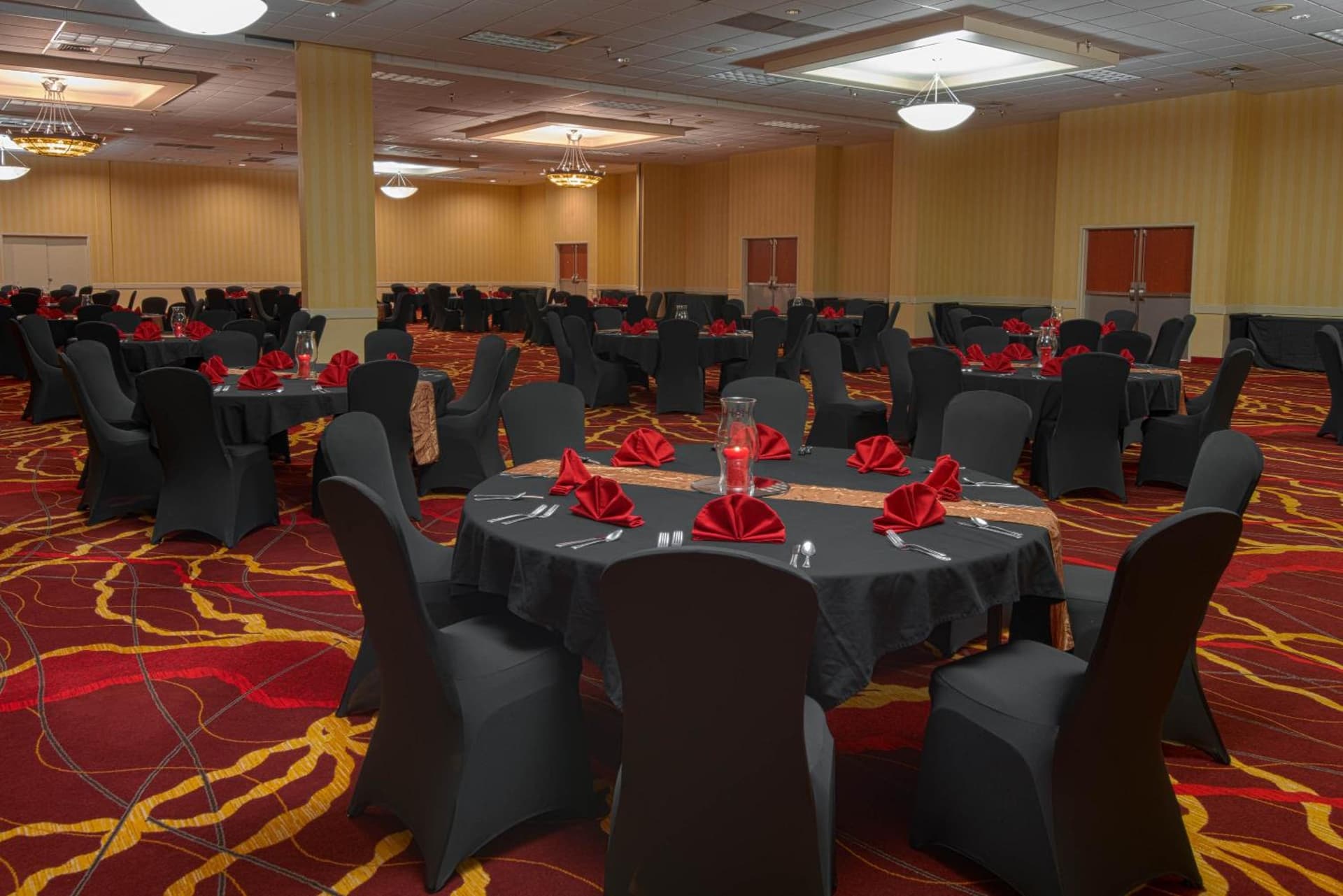 MCM Elegante Hotel & Suites Lubbock gallery photo in Lubbock, TX — image 38