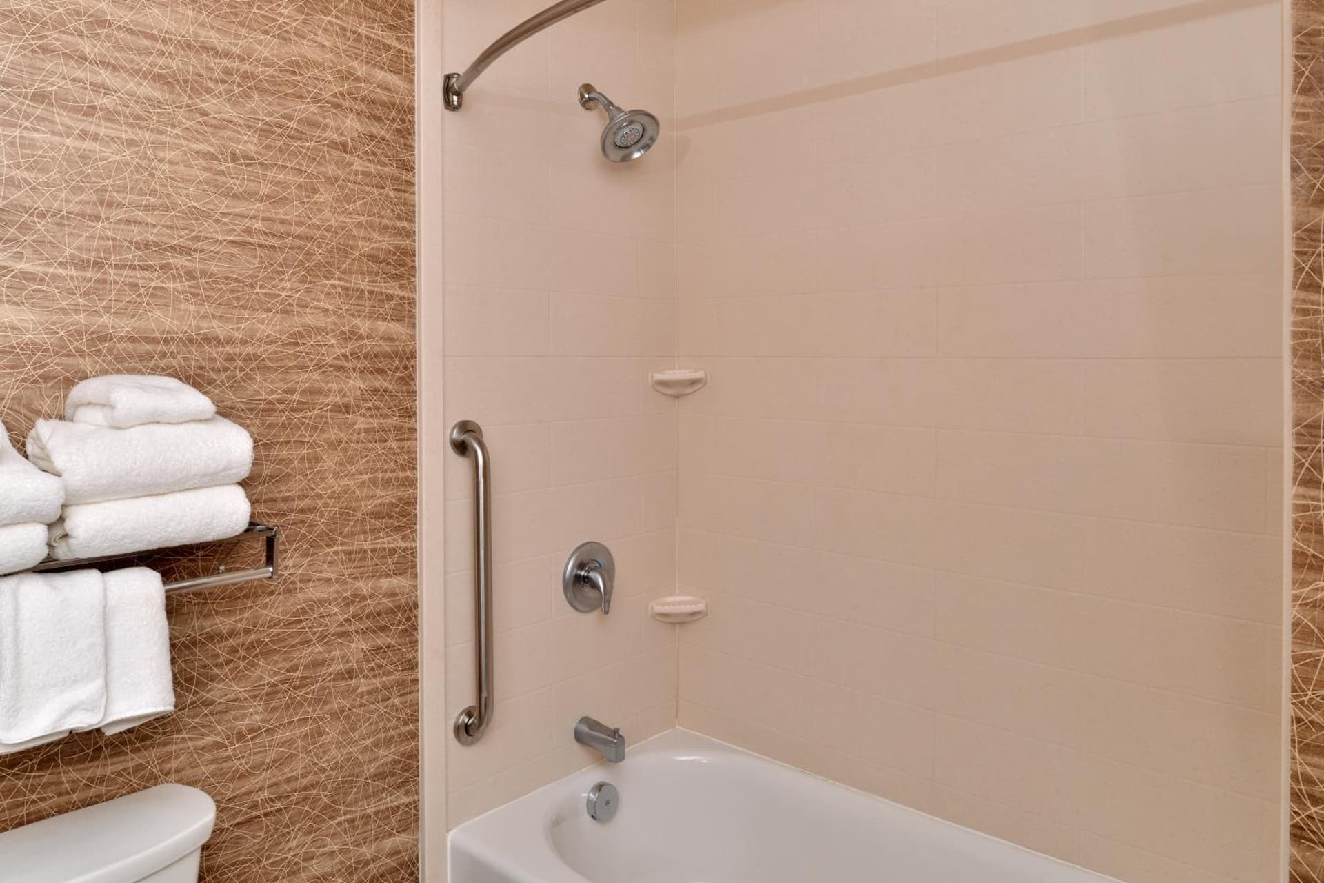 Holiday Inn Express & Suites Ironton by IHG gallery photo in Ironton, OH — image 67