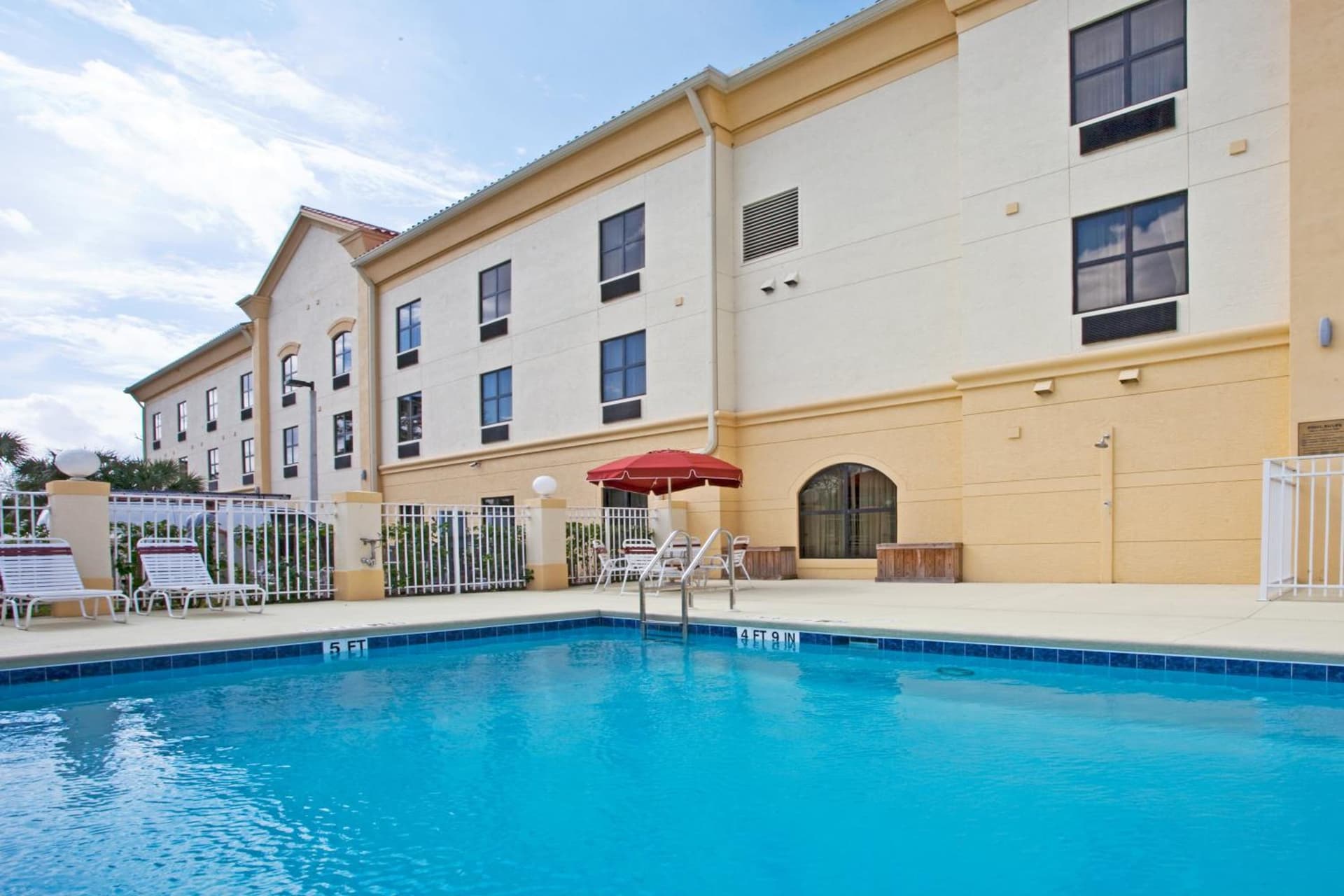 Holiday Inn Express Stuart by IHG gallery photo in Stuart, FL — image 11
