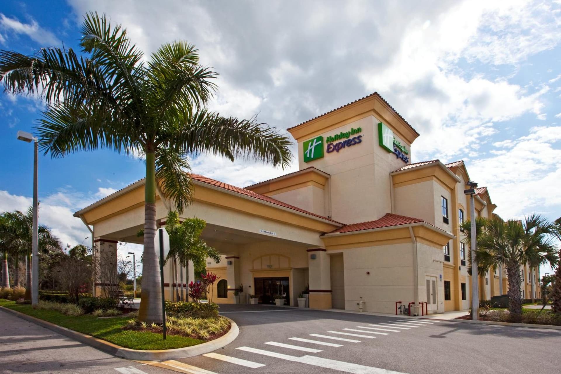 Holiday Inn Express Stuart by IHG featured exterior or lobby in Stuart, FL — similar hotel