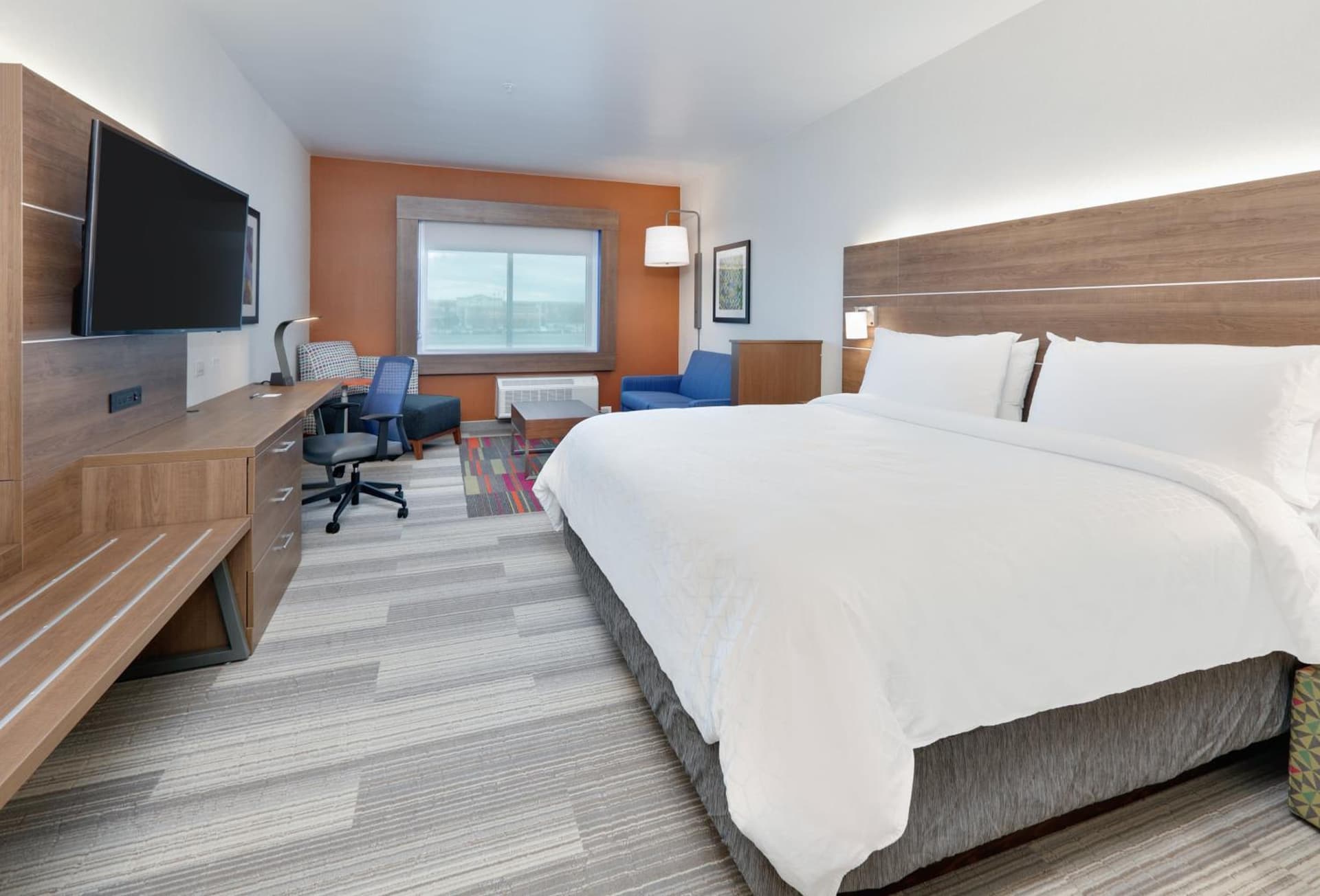 Holiday Inn Express & Suites Plano East - Richardson by IHG gallery photo in Plano, TX — image 10