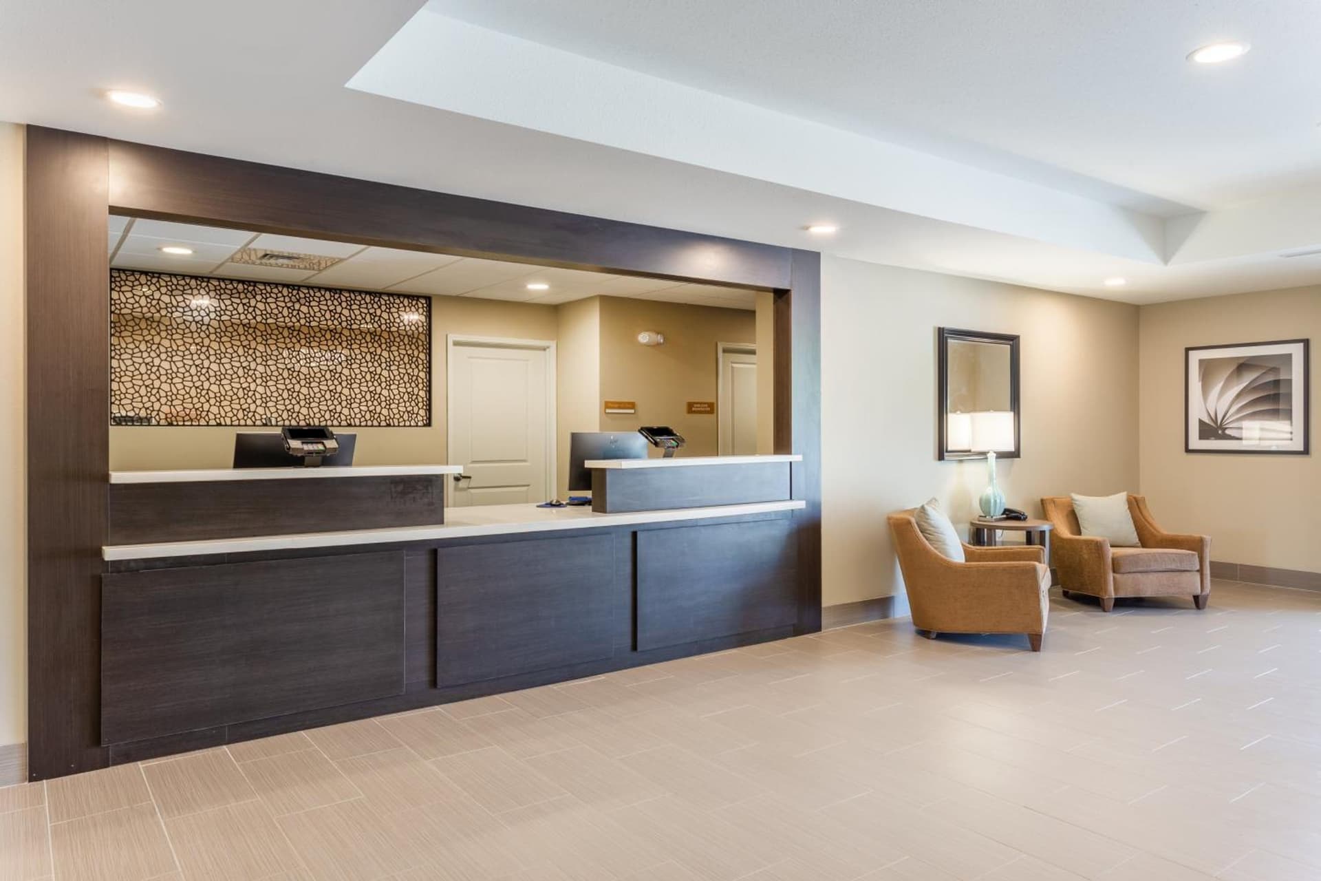 Candlewood Suites - Davenport by IHG gallery photo in Davenport, IA — image 9