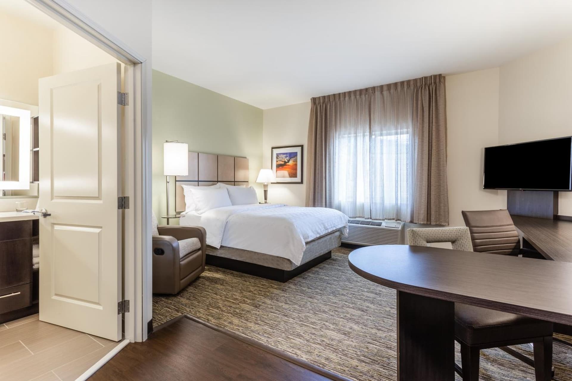Candlewood Suites - Davenport by IHG gallery photo in Davenport, IA — image 5
