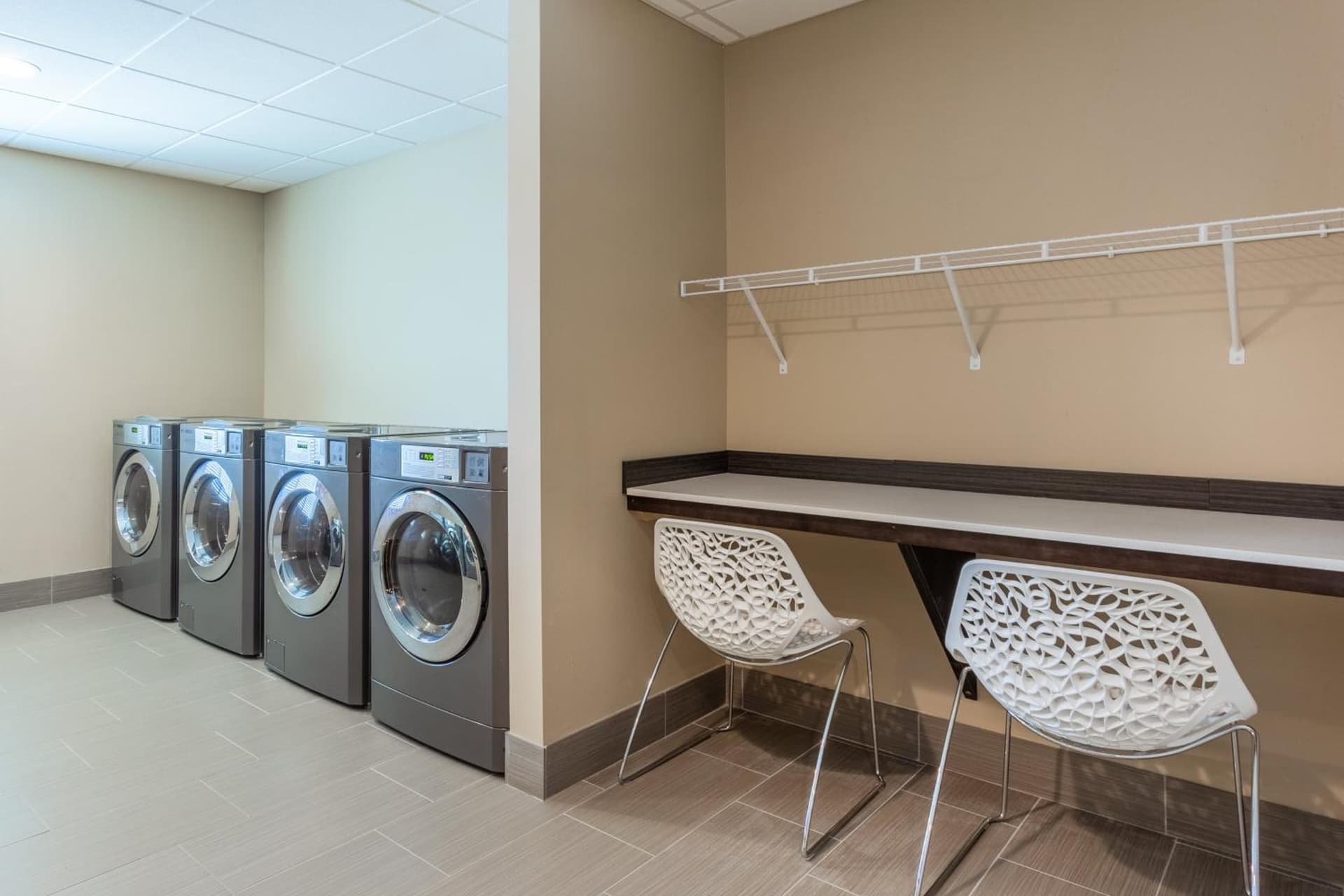 Candlewood Suites - Davenport by IHG gallery photo in Davenport, IA — image 11