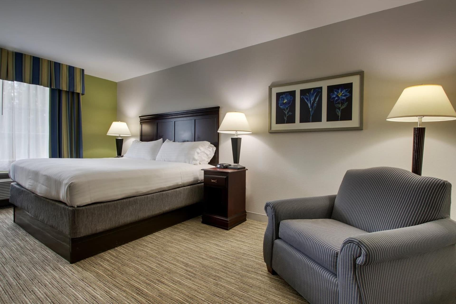 Holiday Inn Express Hotel & Suites Middleboro Raynham by IHG gallery photo in Middleboro, MA — image 41