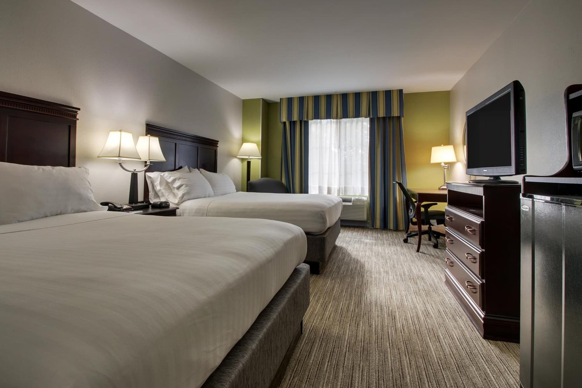 Holiday Inn Express Hotel & Suites Middleboro Raynham by IHG gallery photo in Middleboro, MA — image 12