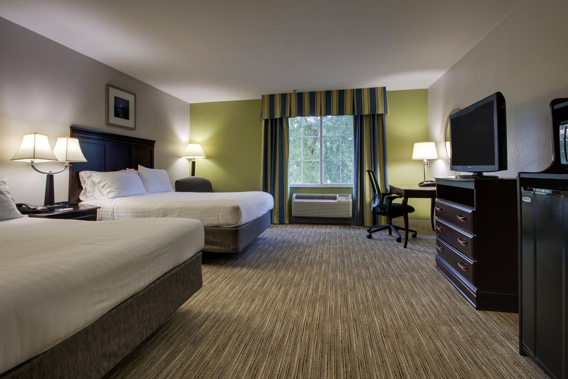 Holiday Inn Express Hotel & Suites Middleboro Raynham by IHG gallery photo in Middleboro, MA — image 33