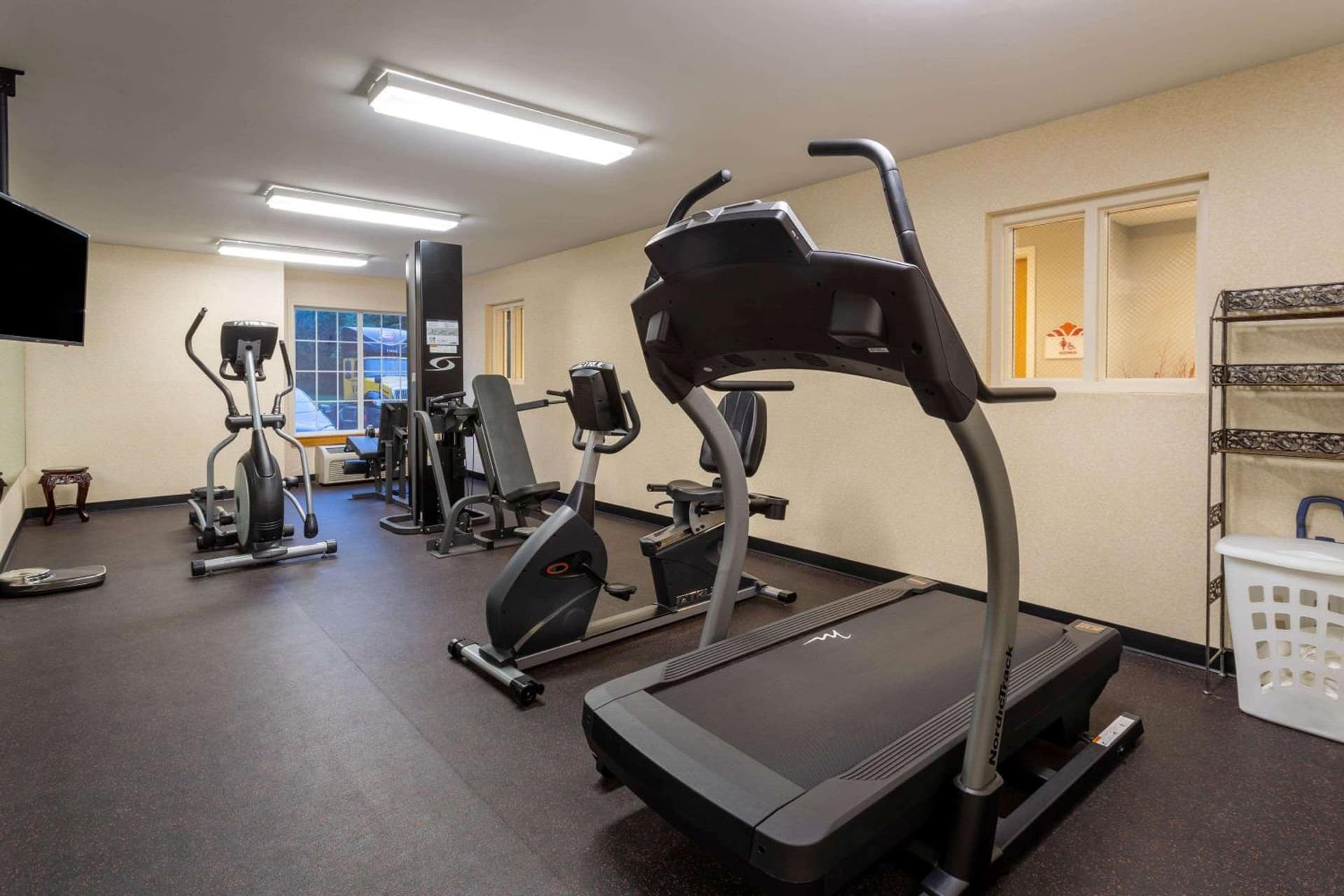 Hawthorn Suites by Wyndham Allentown-Fogelsville property views in Fogelsville — gallery photo 3