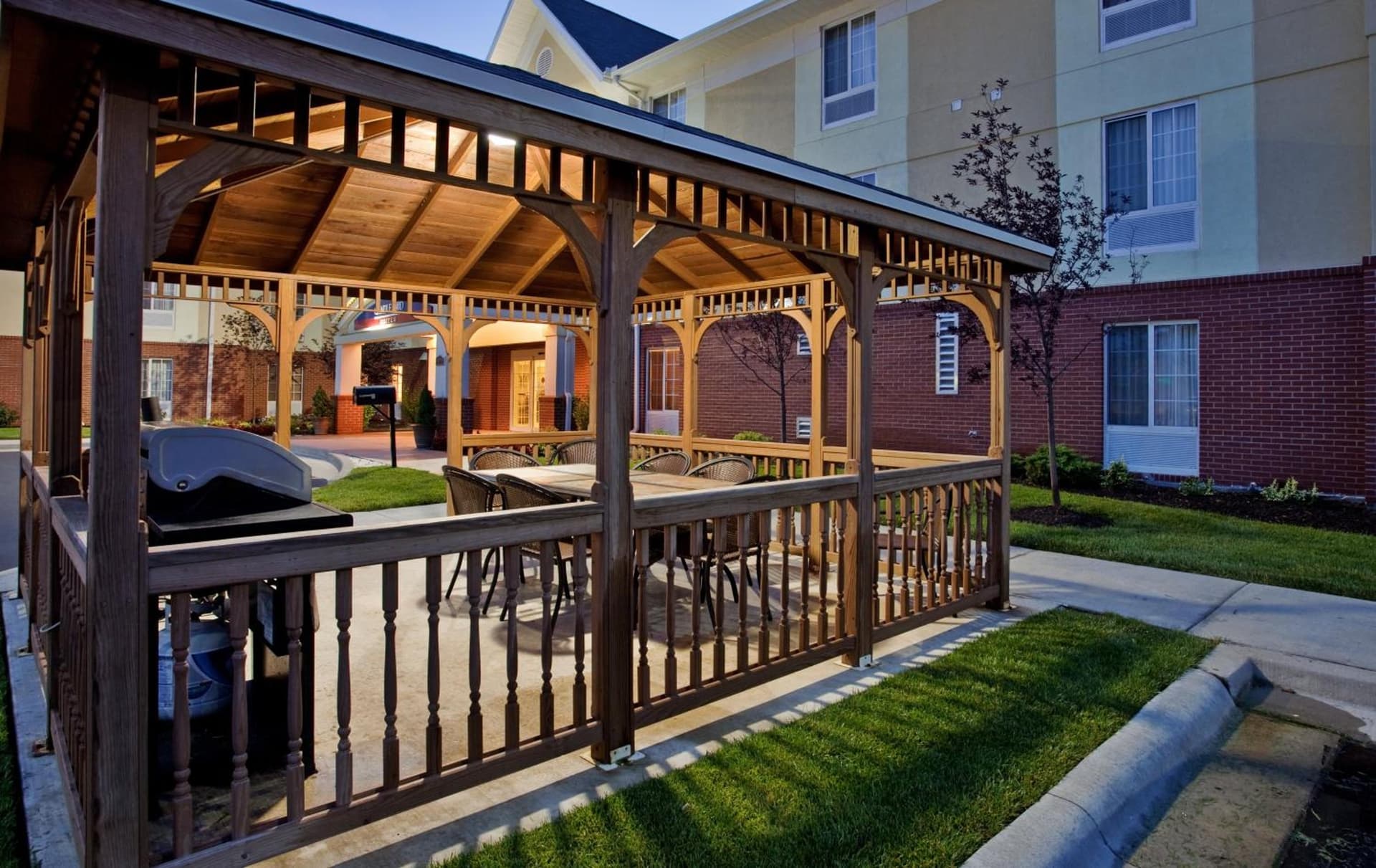 Candlewood Suites Kansas City by IHG interior in Kansas City, KS — gallery photo 2