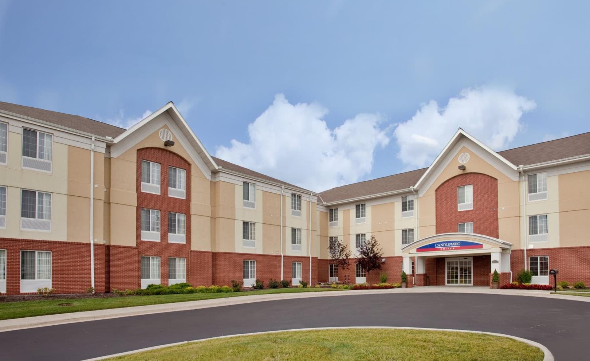 Candlewood Suites Kansas City by IHG featured exterior or lobby in Kansas City, KS — similar hotel