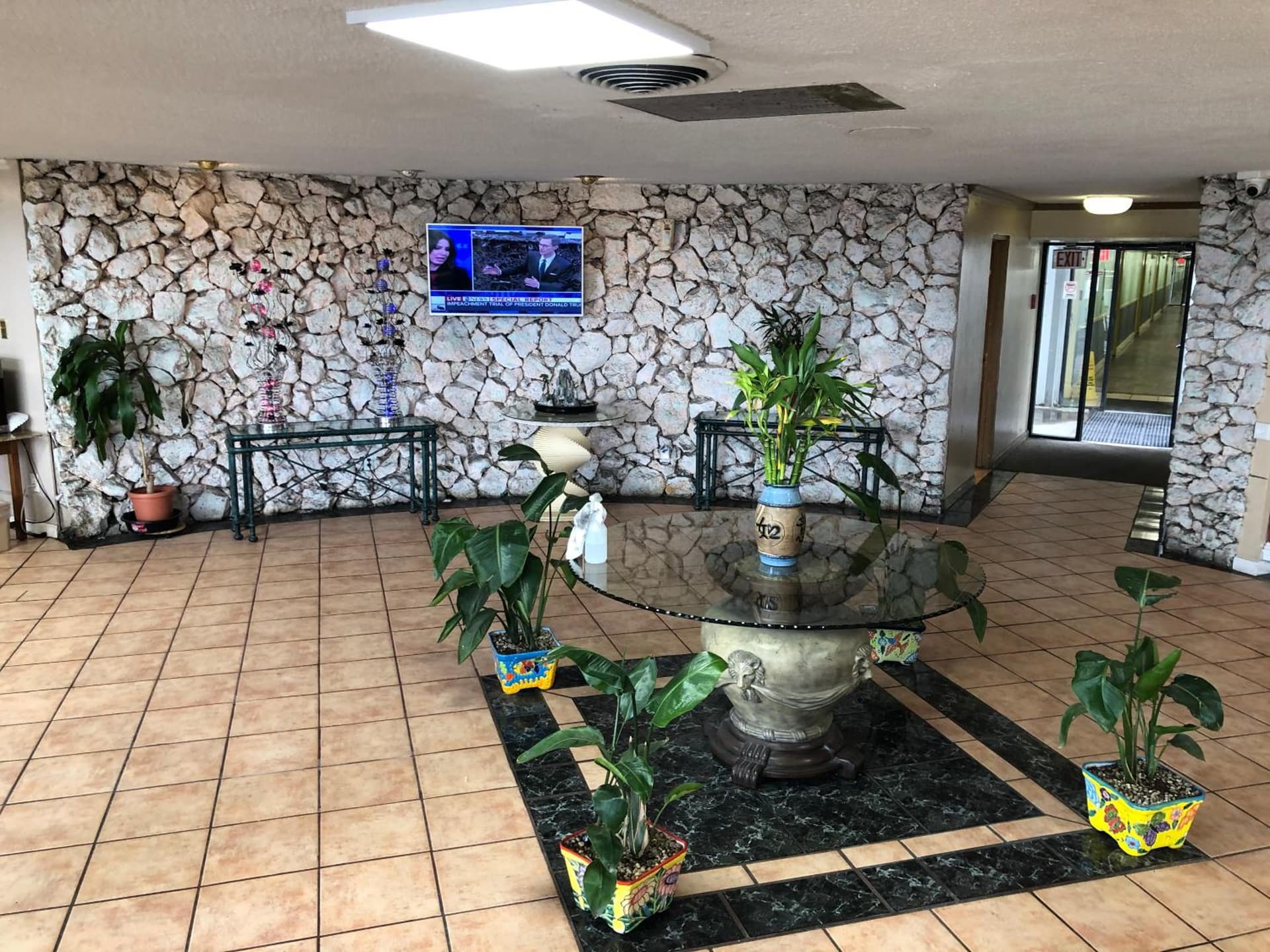 Western Inn interior in Houston, TX — gallery photo 2