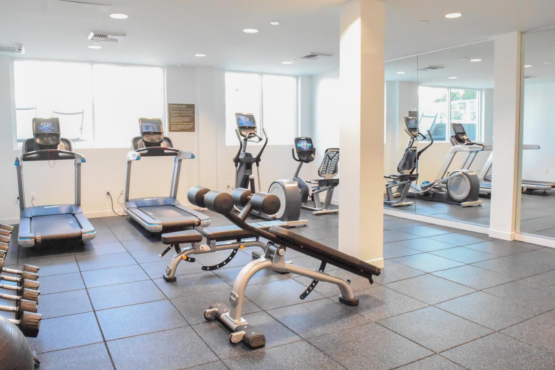 Wyndham Anaheim gallery photo in Anaheim, CA — image 74