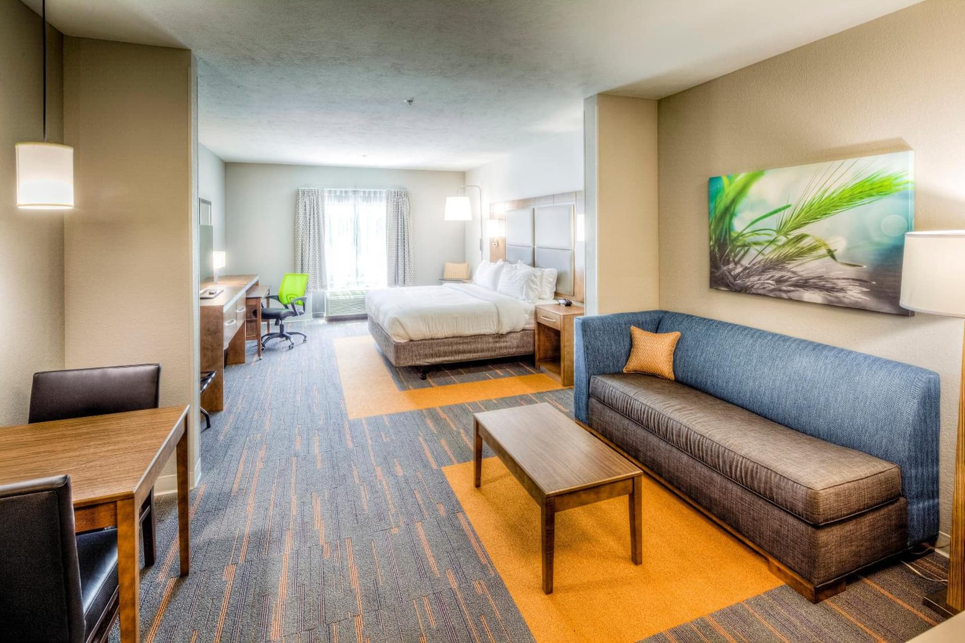 Holiday Inn Express & Suites Cleveland/Westlake by IHG interior in Westlake, OH — gallery photo 2