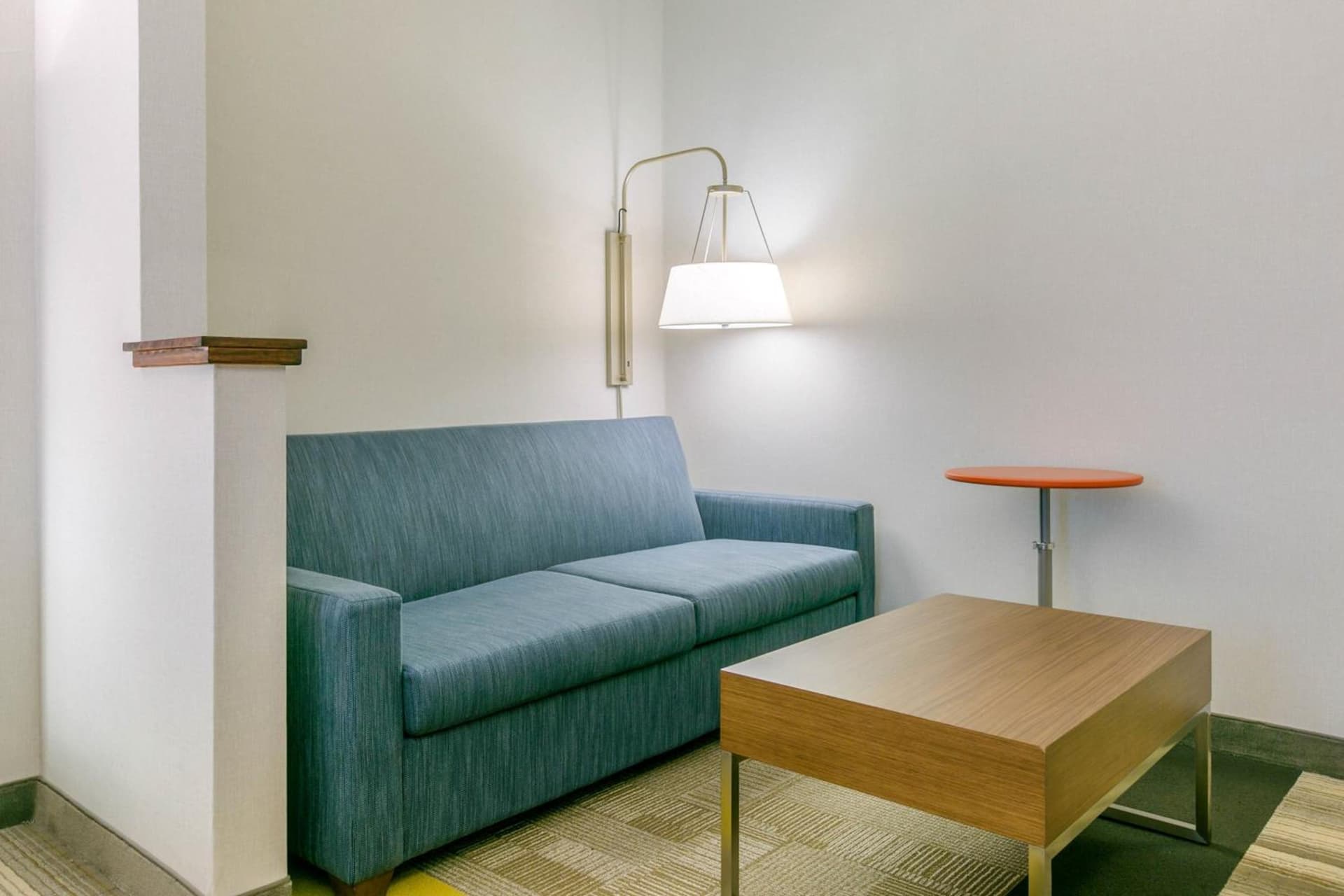 Holiday Inn Express Mount Arlington by IHG interior in Mount Arlington, NJ — gallery photo 2