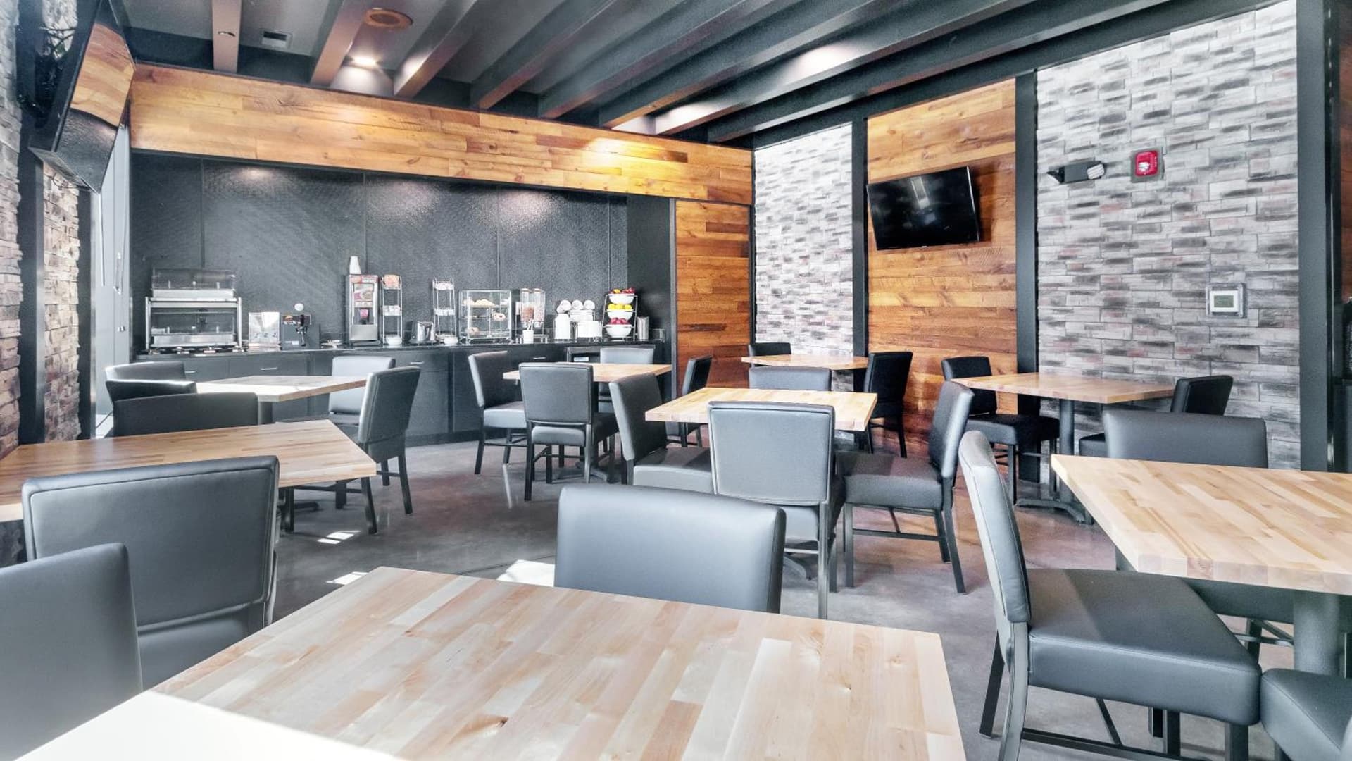 Cobblestone Hotel & Suites - Janesville gallery photo in Janesville, WI — image 32