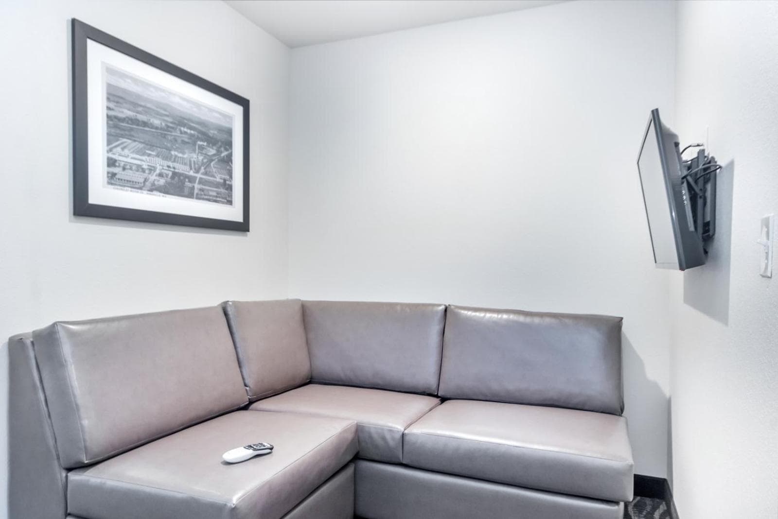 Cobblestone Hotel & Suites - Janesville gallery photo in Janesville, WI — image 9