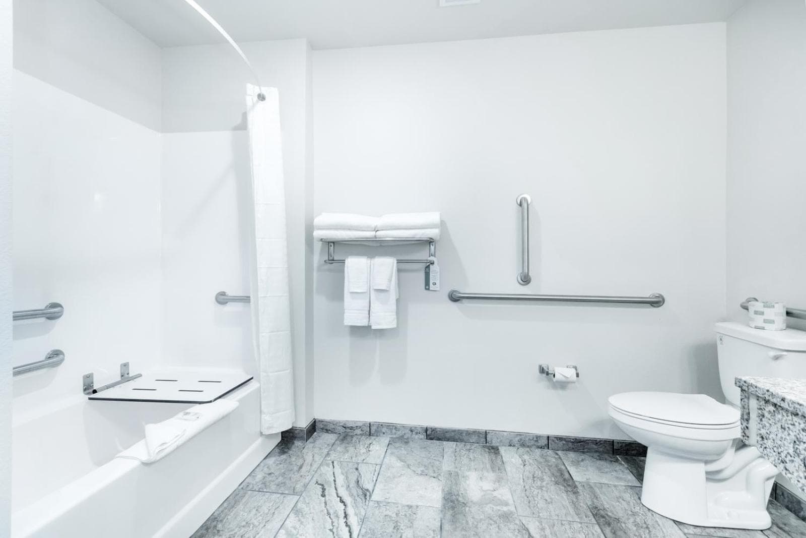 Cobblestone Hotel & Suites - Janesville gallery photo in Janesville, WI — image 24