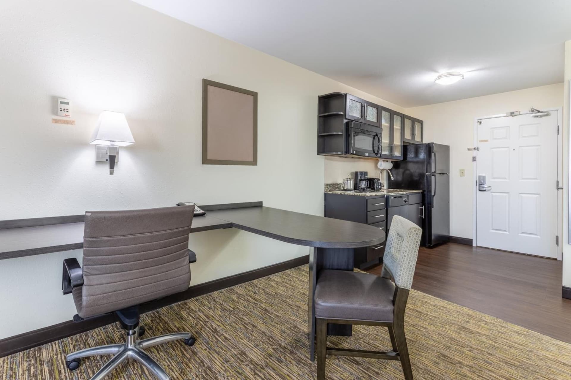 Candlewood Suites Aurora-Naperville by IHG property views in Aurora, IL — gallery photo 3